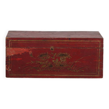 Small antique chest with floral details (c.1900) #30