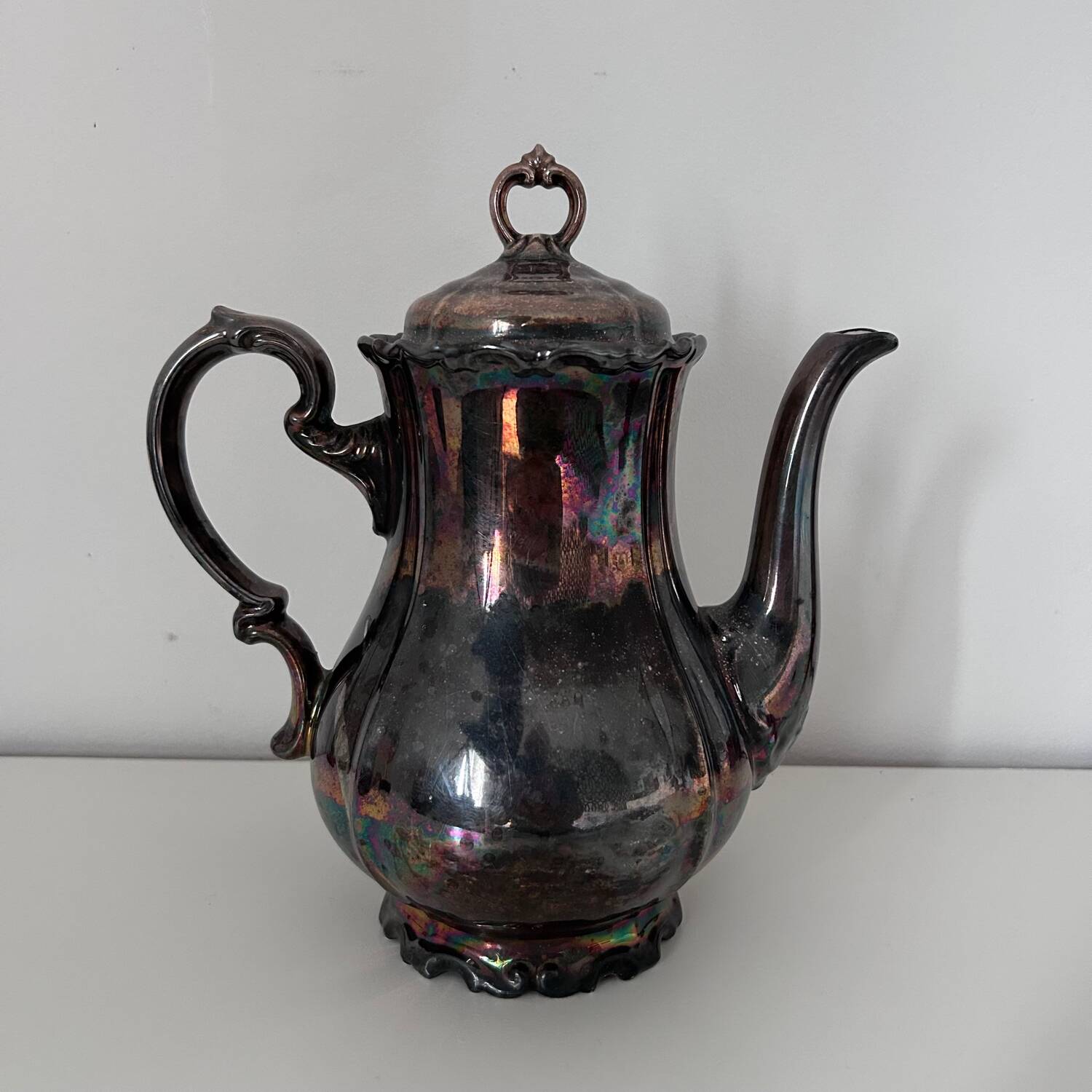 Metallic porcelain coffee pot