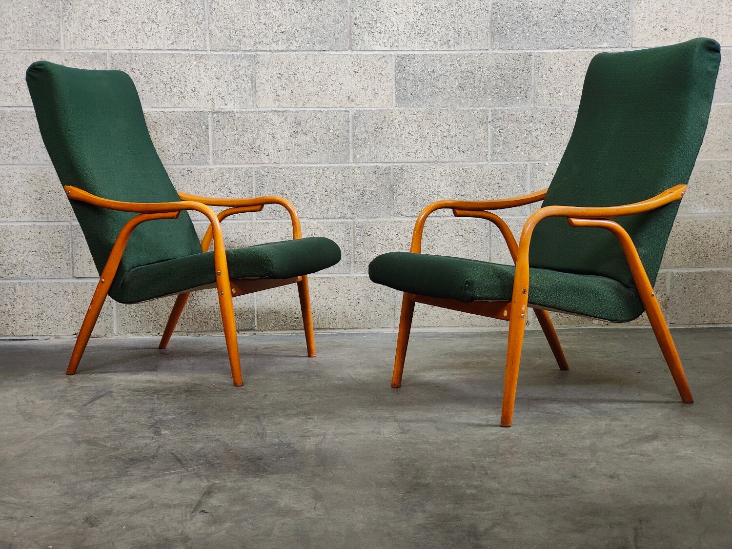 Pair of green armchairs by Antonin Suman for Ton Bystrice (Thonet) year 1960