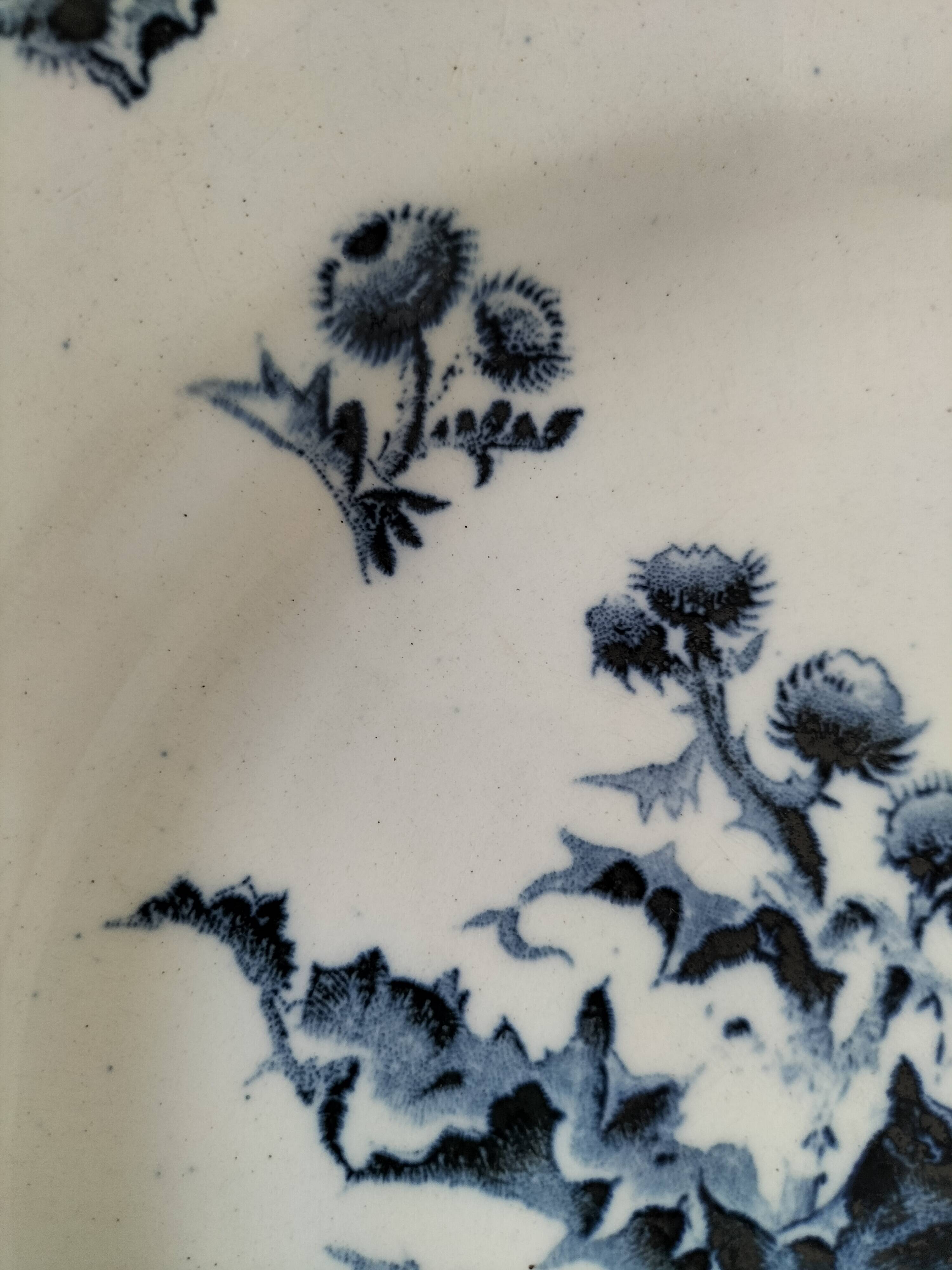 Trio of Gien soup plates – Chardon model in navy blue