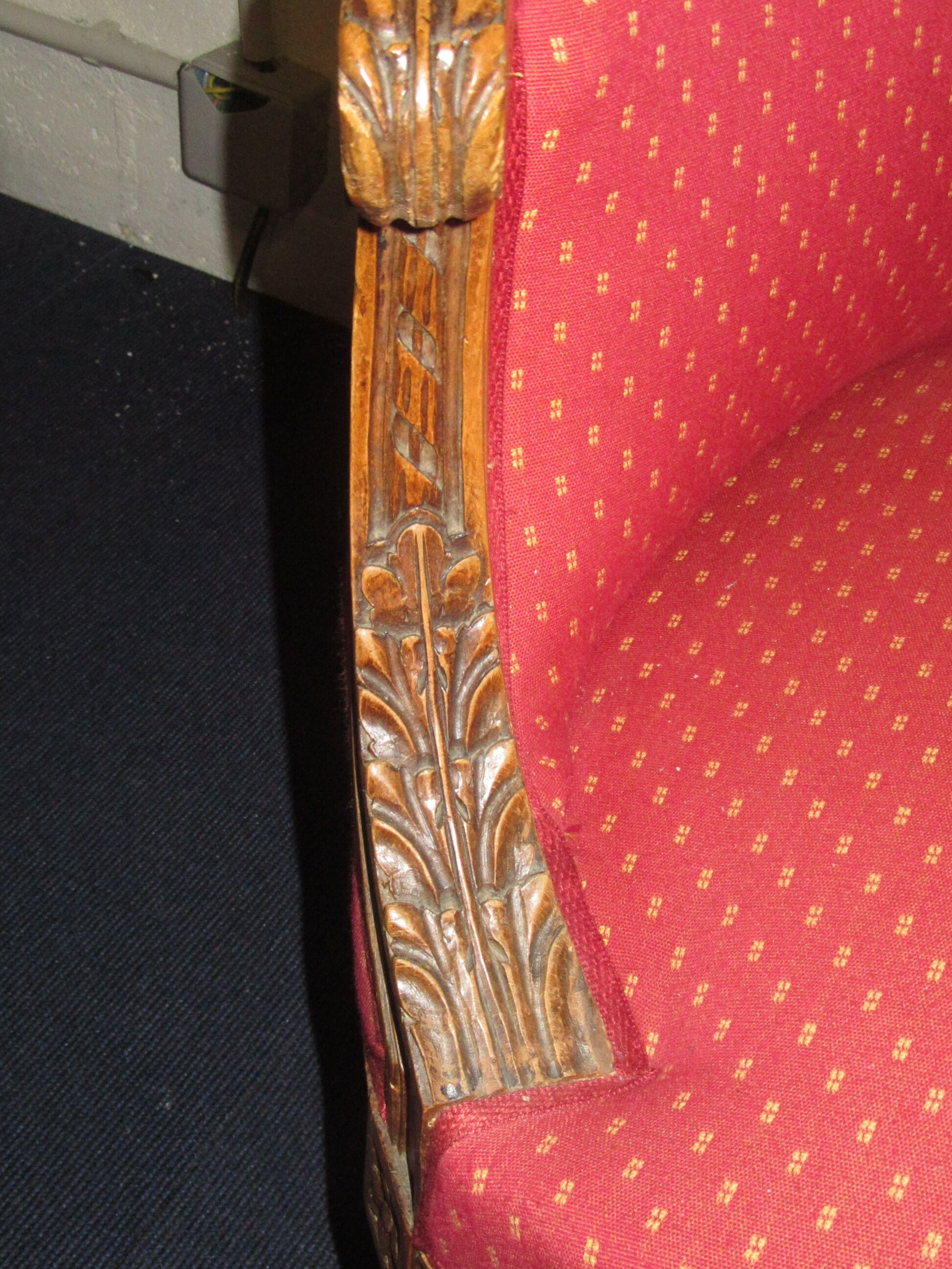 sofa style louis xvi th model medallion basket