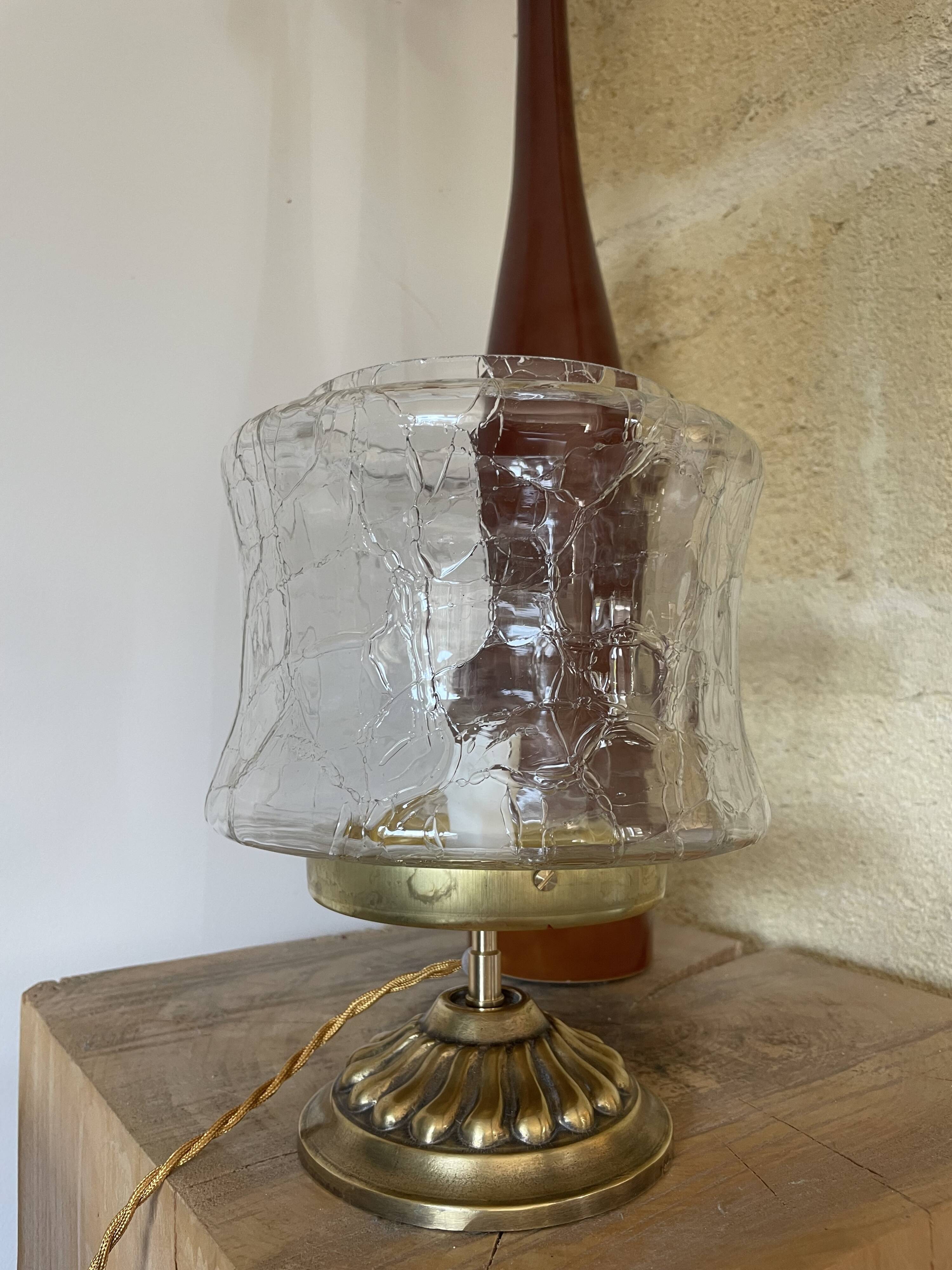 Table lamp in cracked glass and vintage gilded brass base