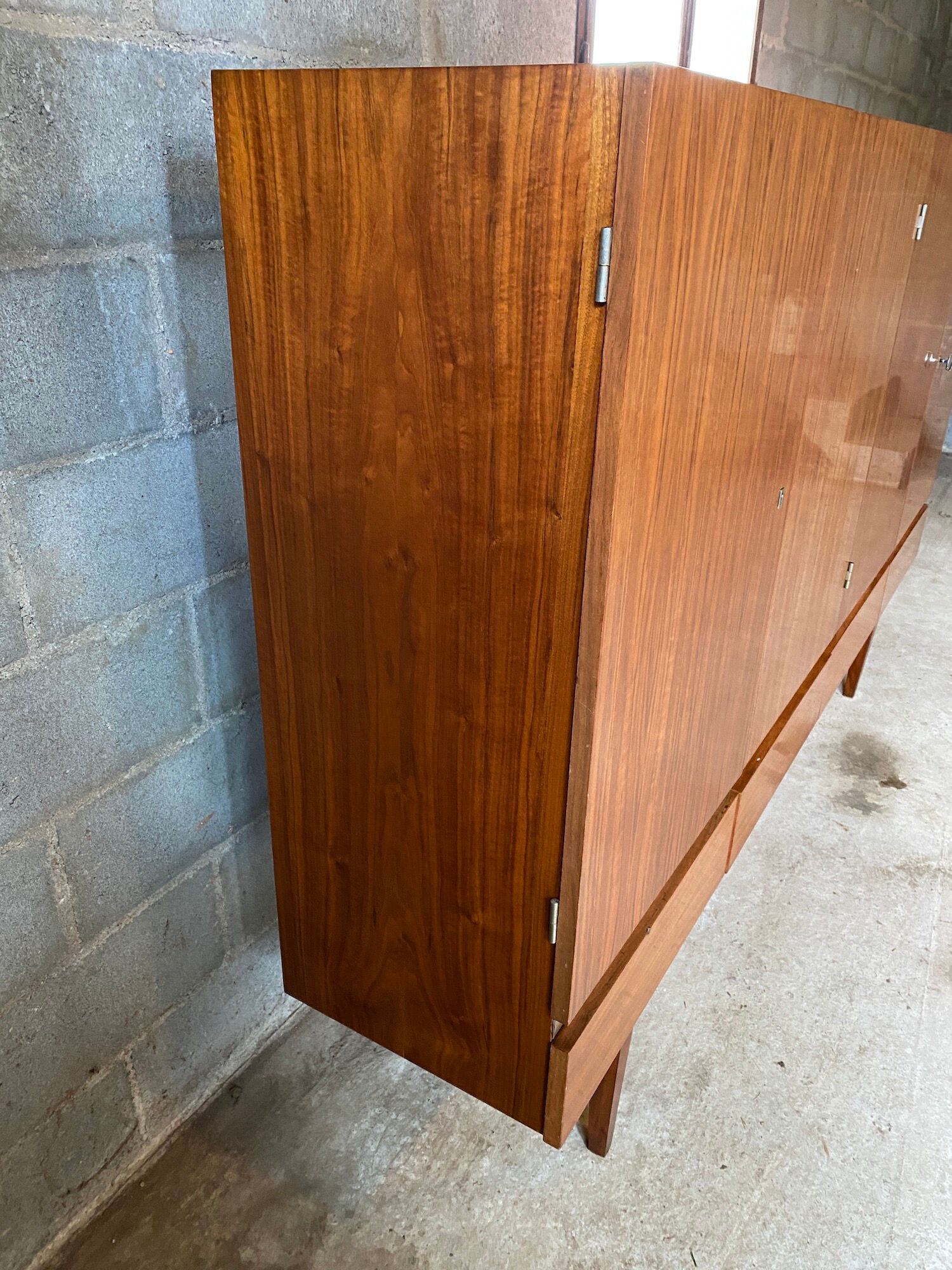 Set 2 vintage buffets lacquered wood