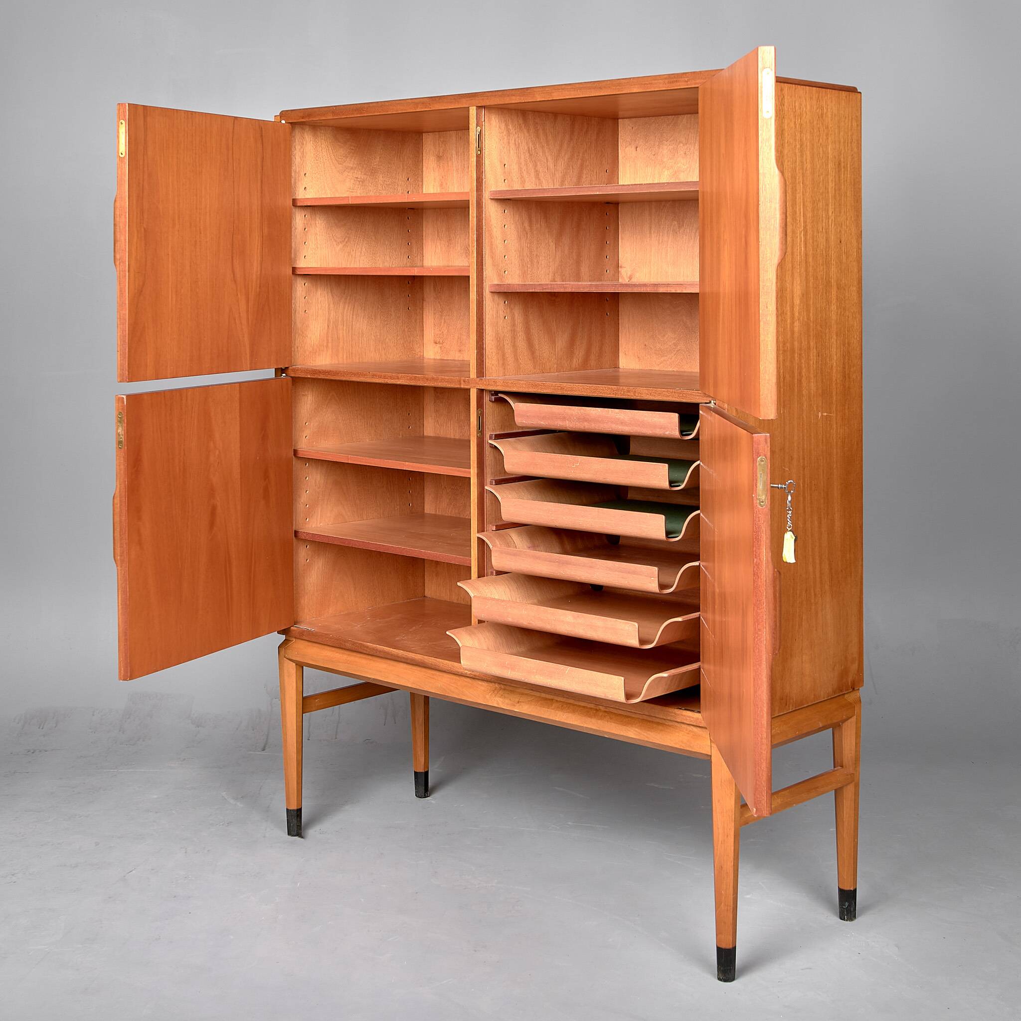 Mahogany cabinet, model 2910, by Axel Larsson for Bodafors
