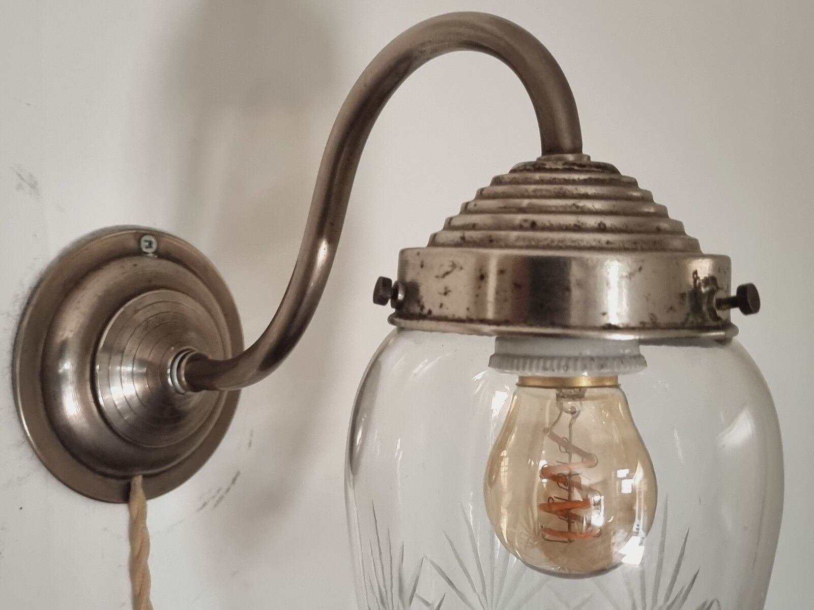 Art deco wall lamp from france