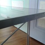 Moment coffee table