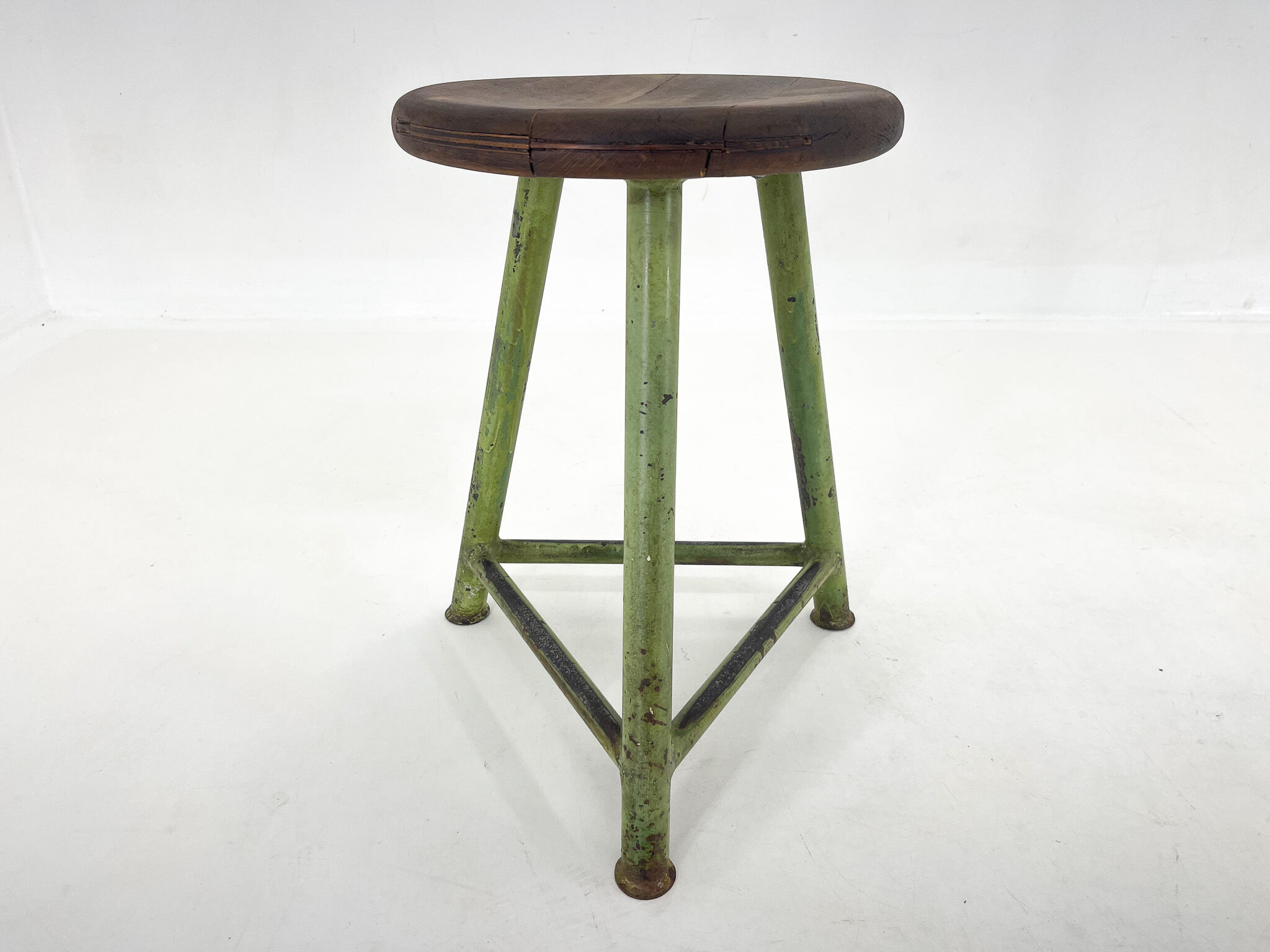 Vintage industrial steel & wood tripod stool, 1950's