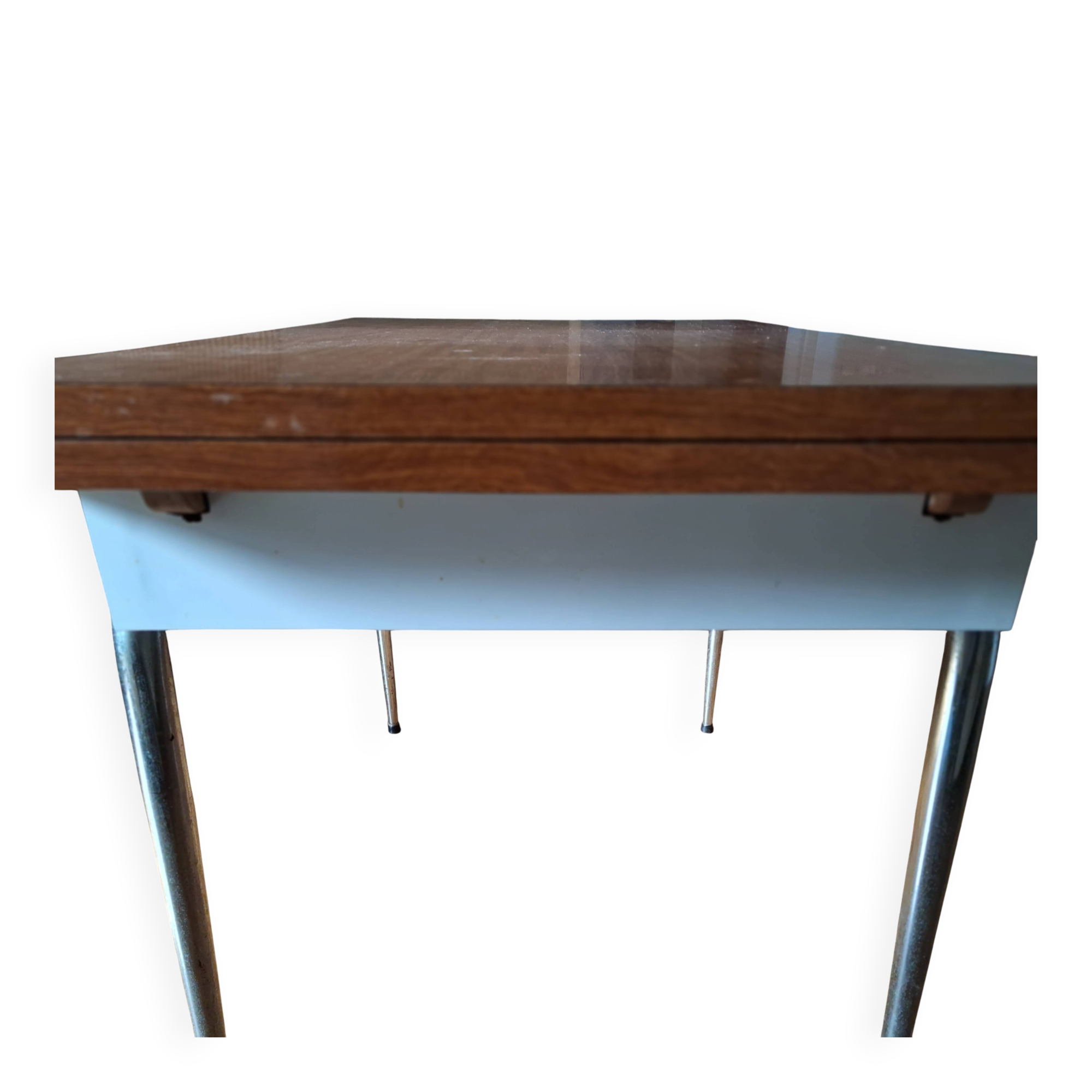 Formica kitchen table