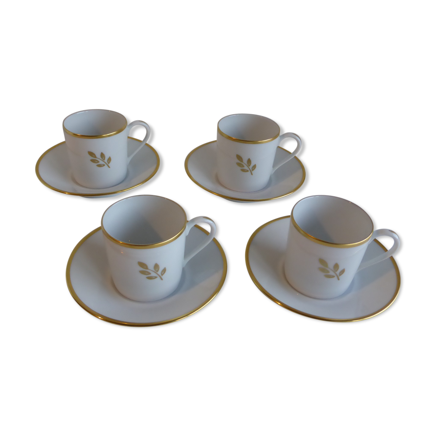4 tasses à café et soucoupes en porcelaine de Limoges Haviland-modèle Florentine Or