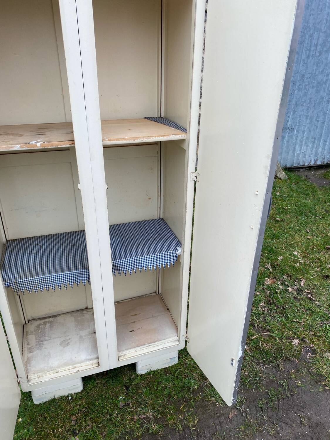Armoire vintage en Formica bleu (vert d’eau)