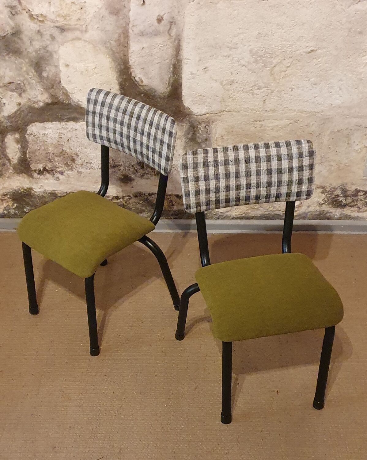 Vintage maternal chair