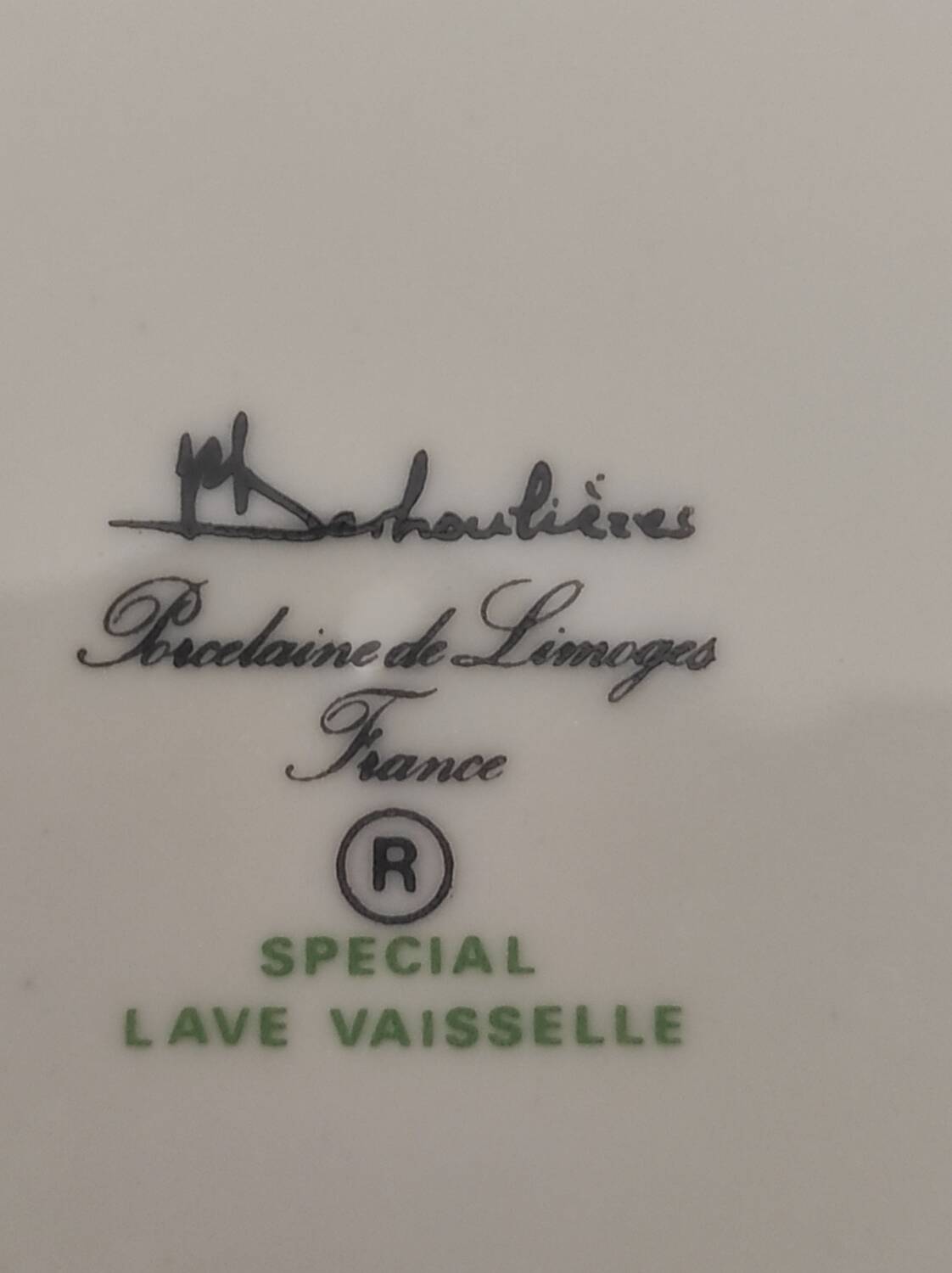 Set of 6 Limoges porcelain dinner plates by Deshoulières