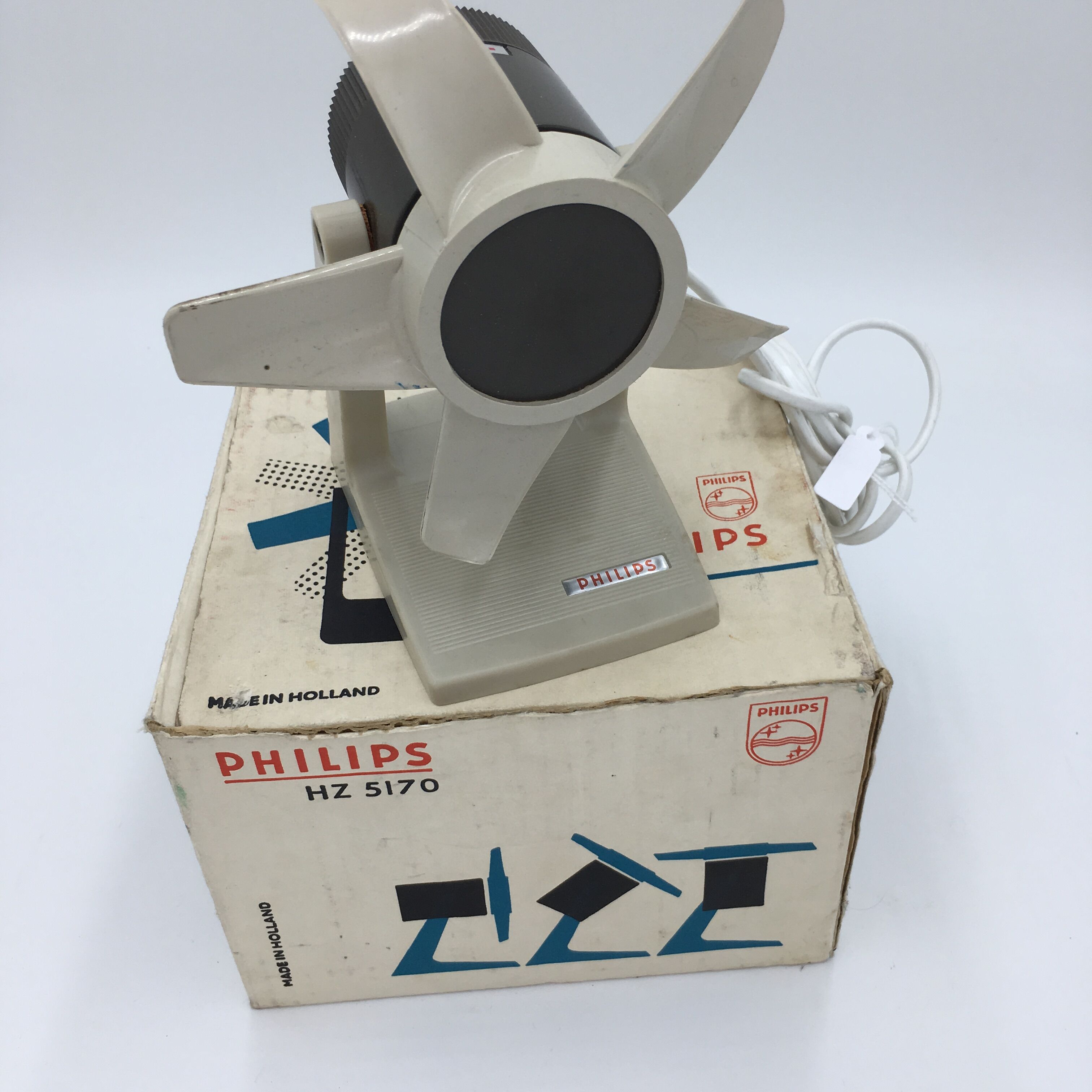 Philips retro fan in its original box