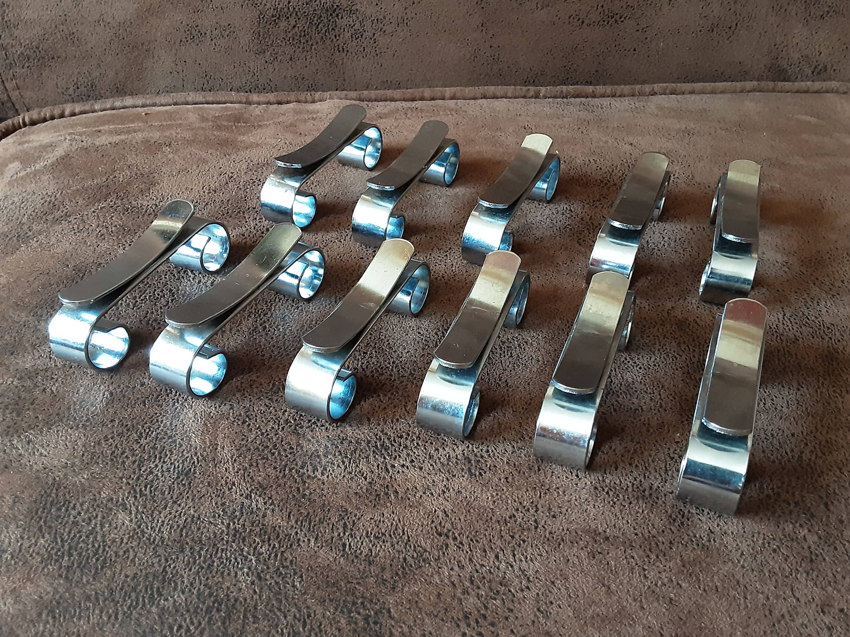 Set of 11 metal knife holders