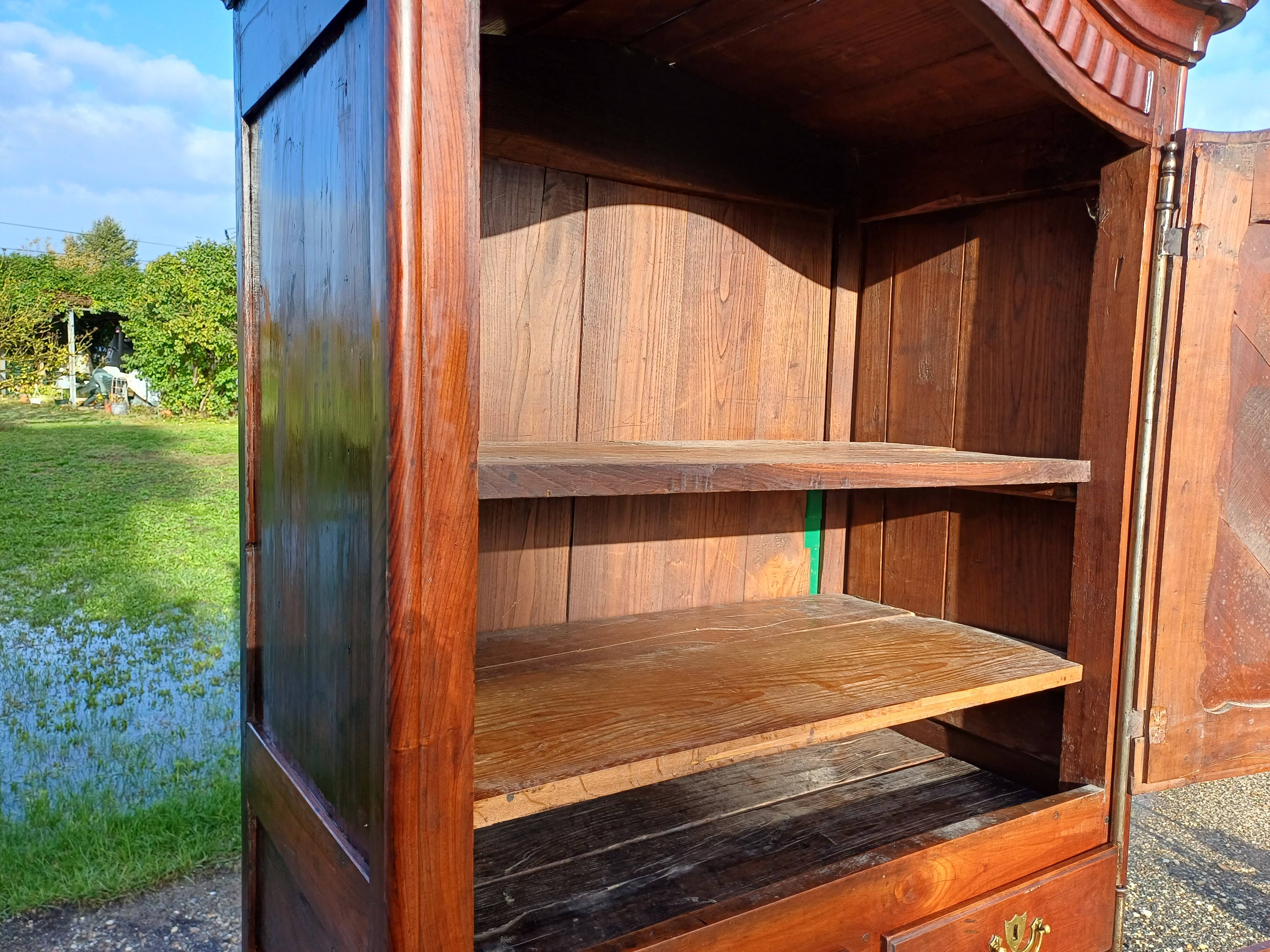 19th century walnut wardrobe with 2 doors and 2 drawers