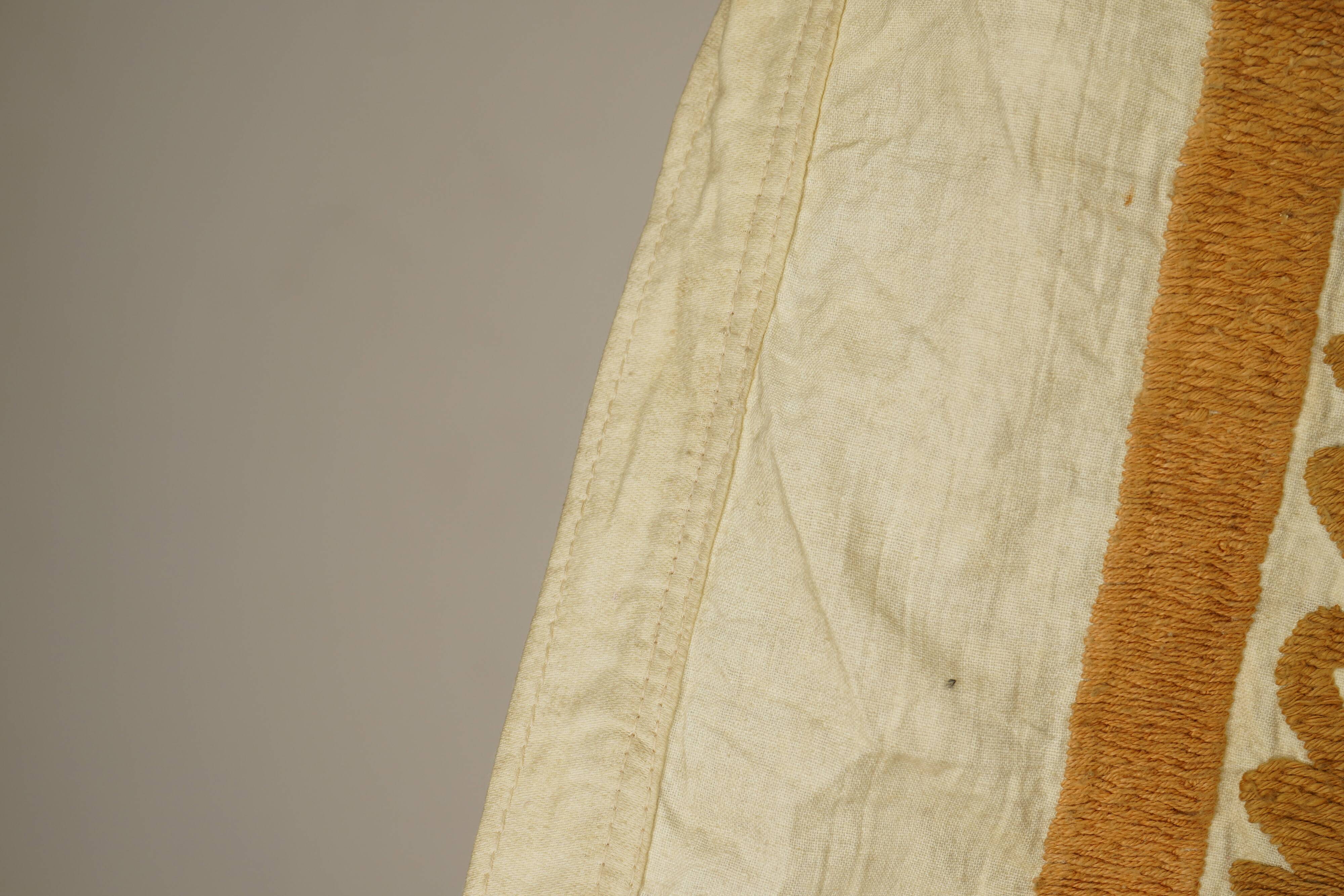 Hand-knotted rug, vintage Turkish rug 131x144 cm