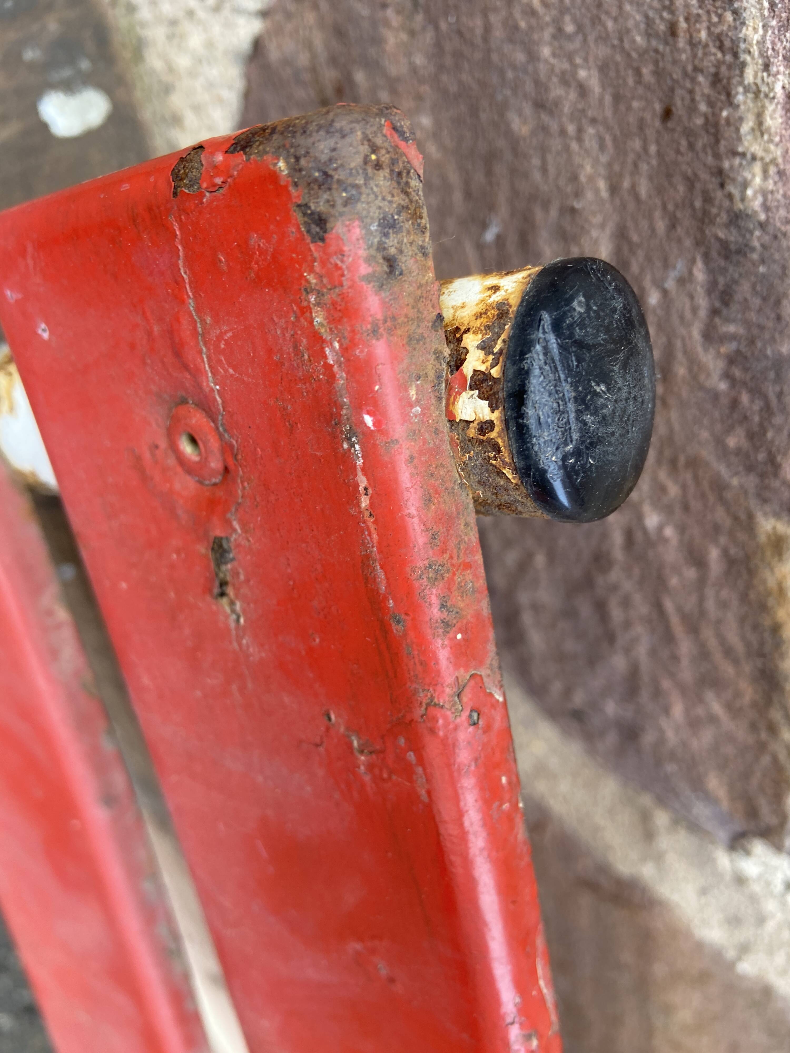 chaise de Café Tolix terrasse French bistrot chairs 1960 Esprit usés, wasi-sabi,industriel