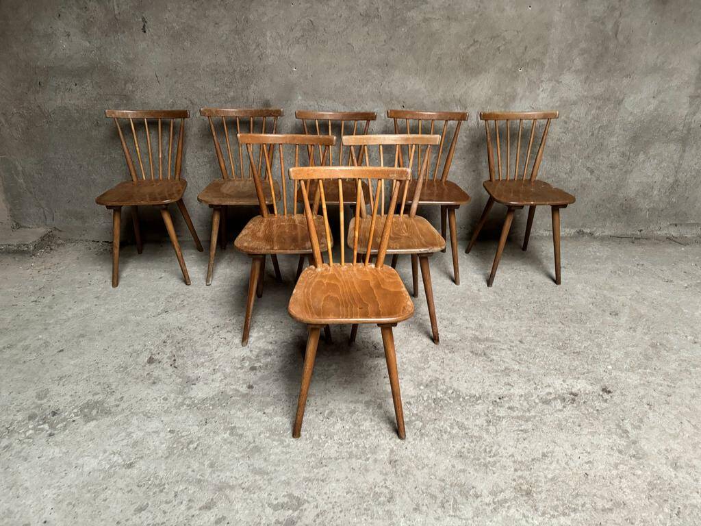 Set of 8 old Scandinavian dlg bistro chairs in wood with curved back and bars