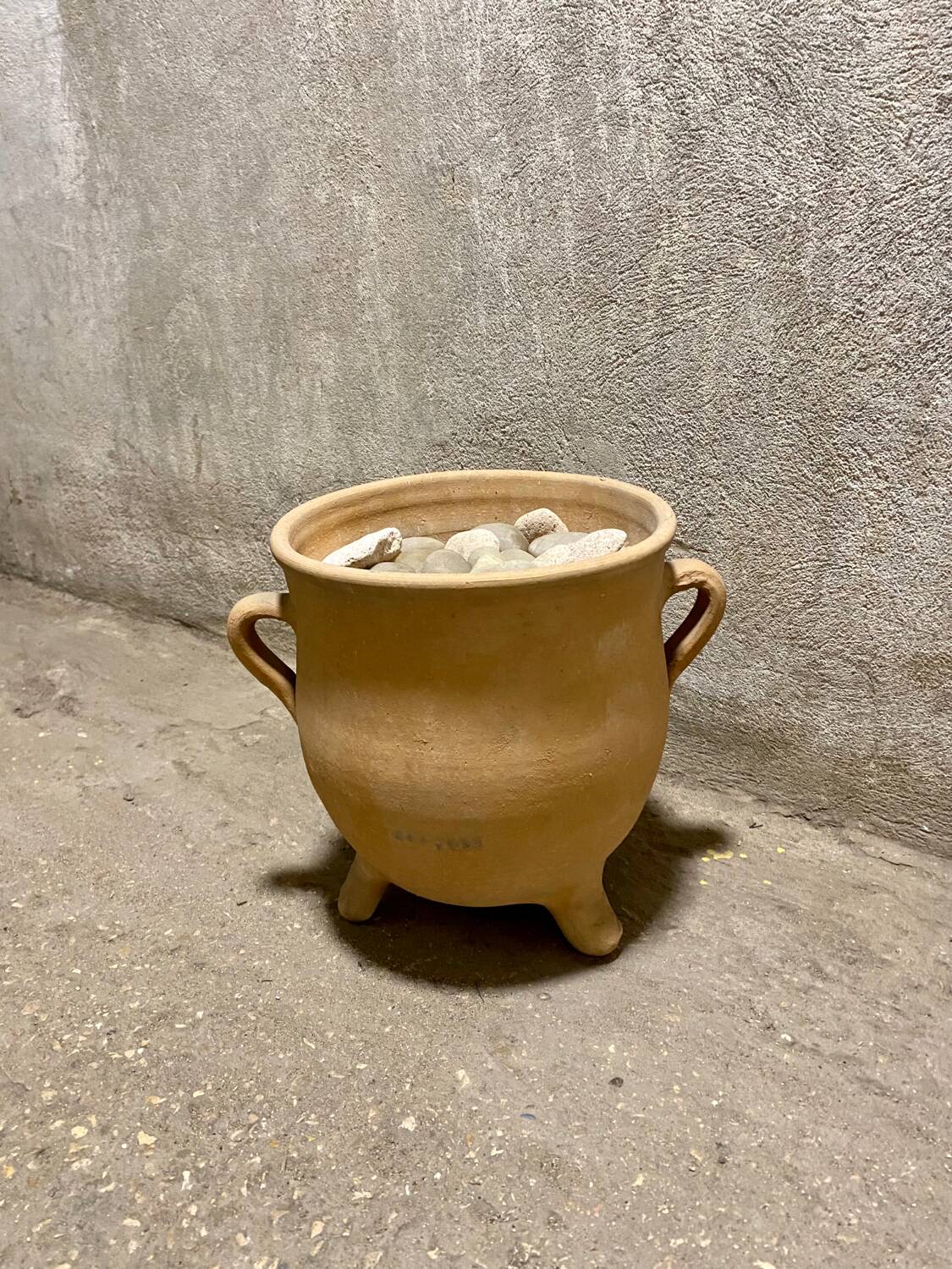 Terracotta jar/pot
