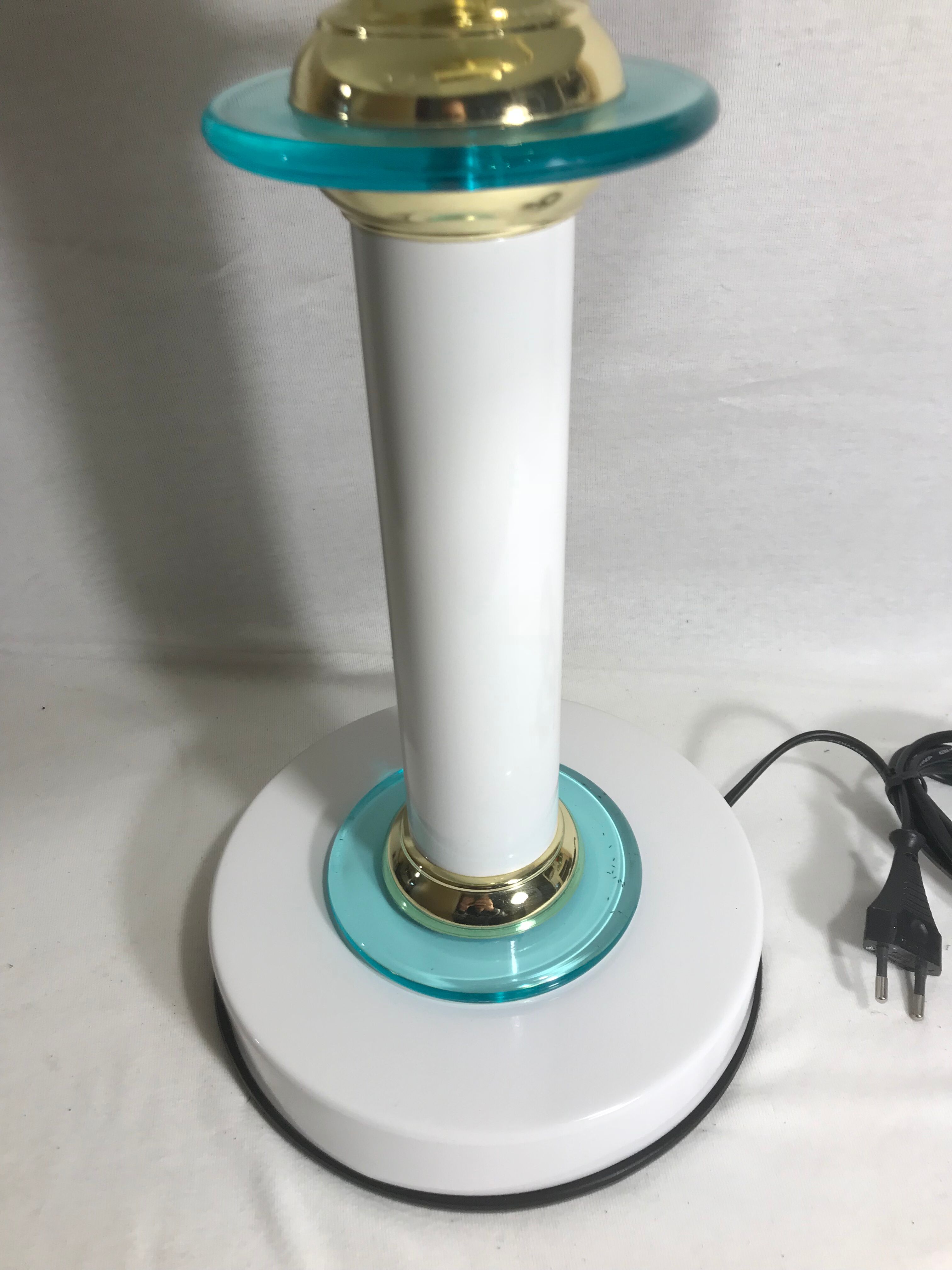 White metal mushroom lamp
