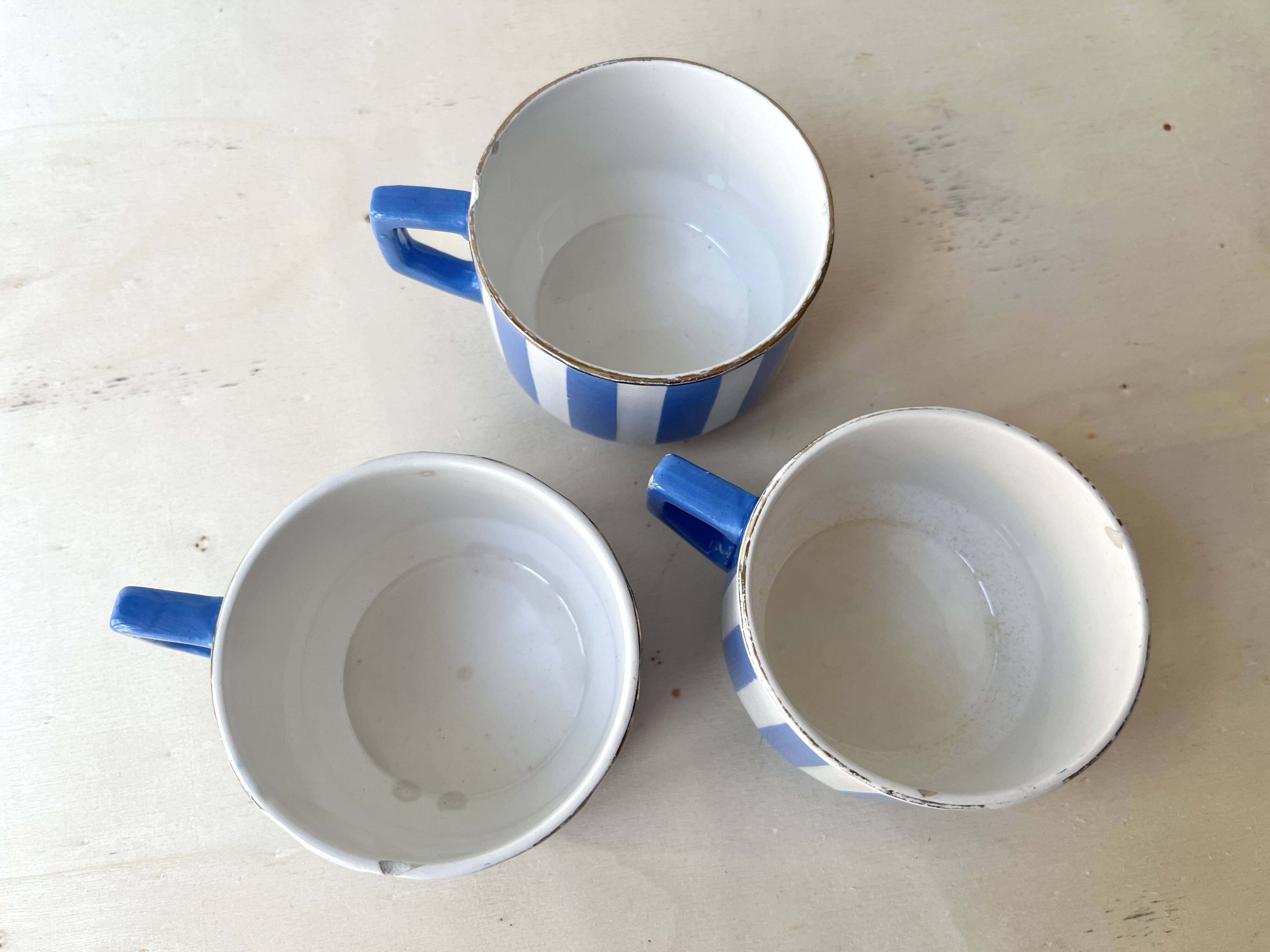Set of 3 FOX TROTT coffee cups from Sarreguemines, 1930s, Art Deco service.