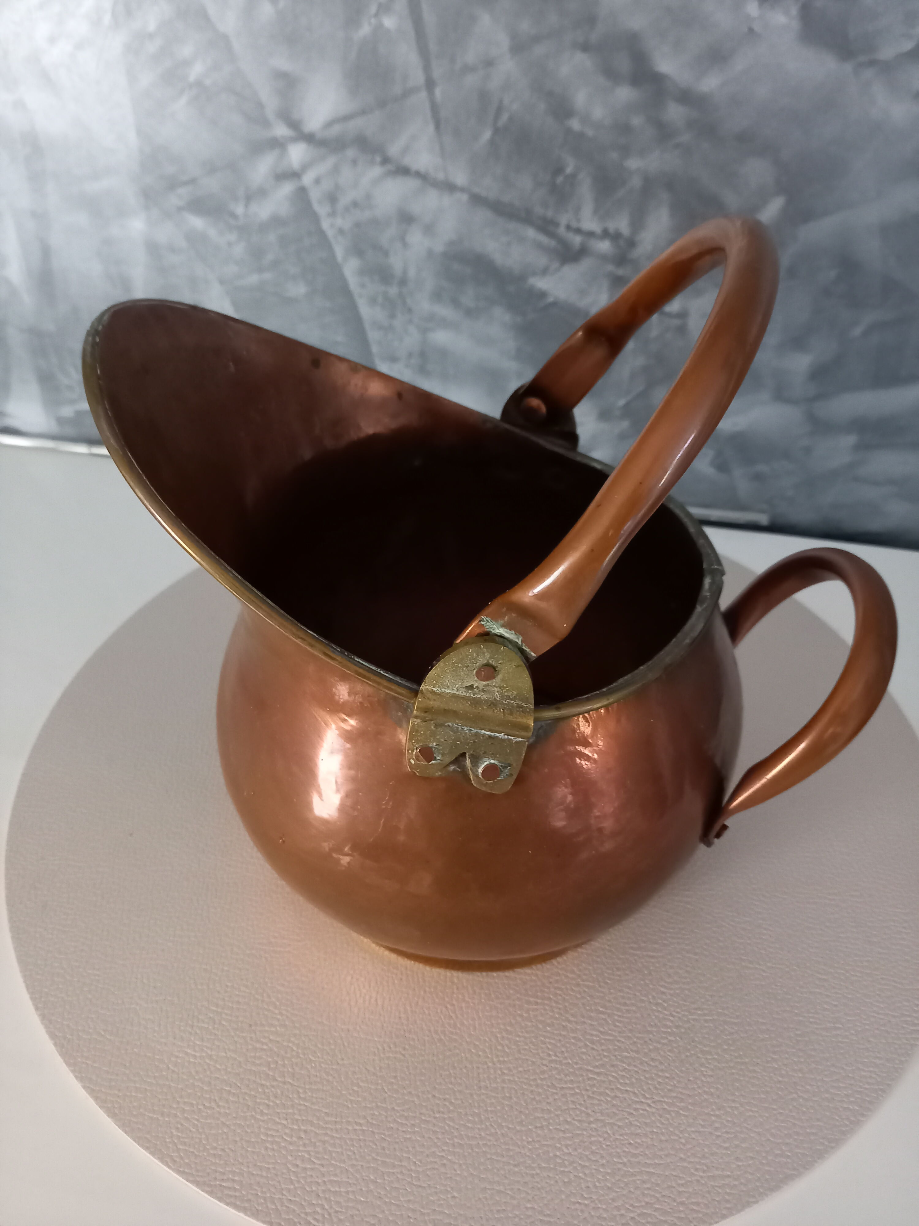 Copper bucket