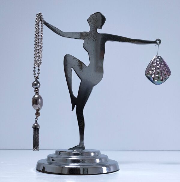 Porte-bijoux métal style Art Déco décor salle de bains