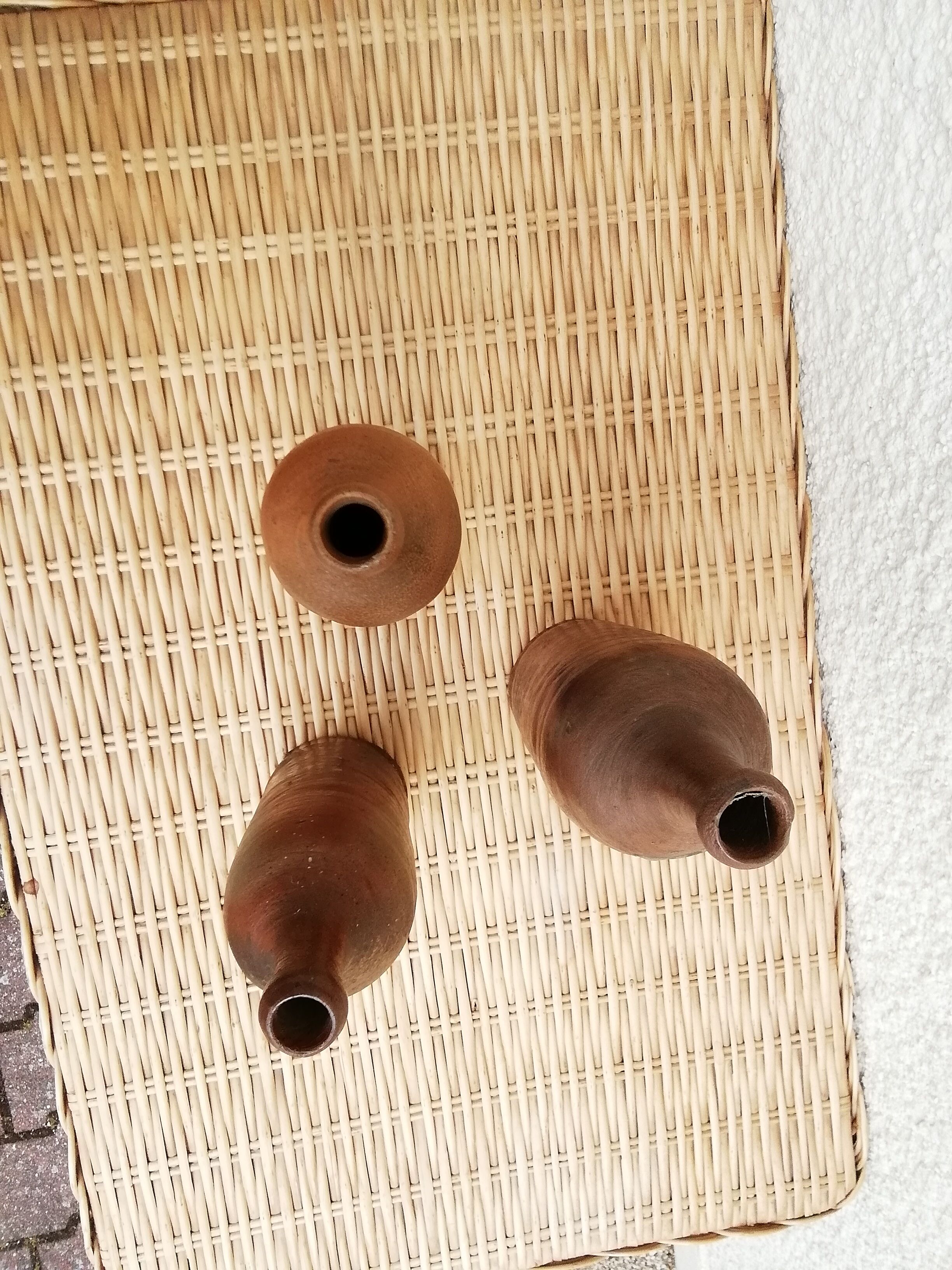 19th lot sandstone bottle of 3
