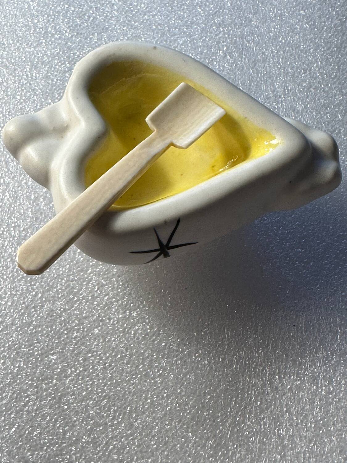 Salière poivrière vintage années 50 - céramique- formes cœurs