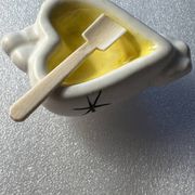 Vintage 50s salt and pepper shaker - ceramic - heart shapes