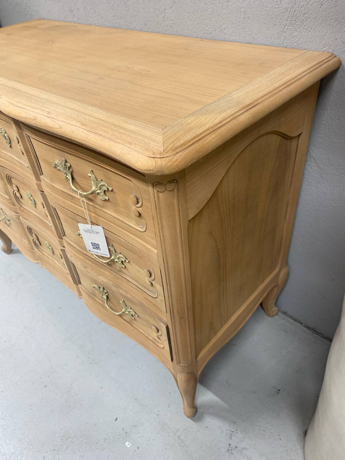 Commode Louis XV en bois brut