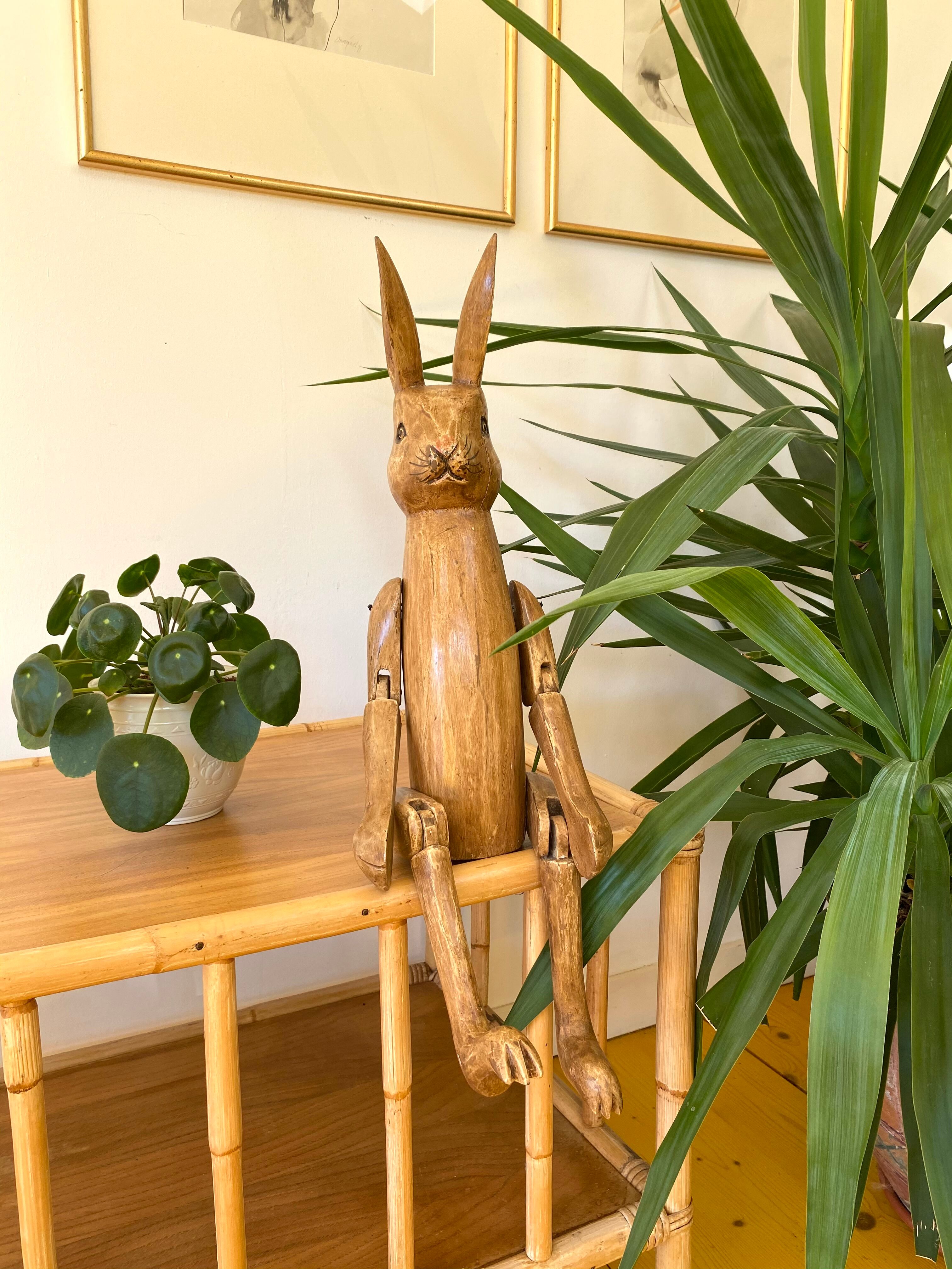Hare Hennow XL articulated in wood 70cm