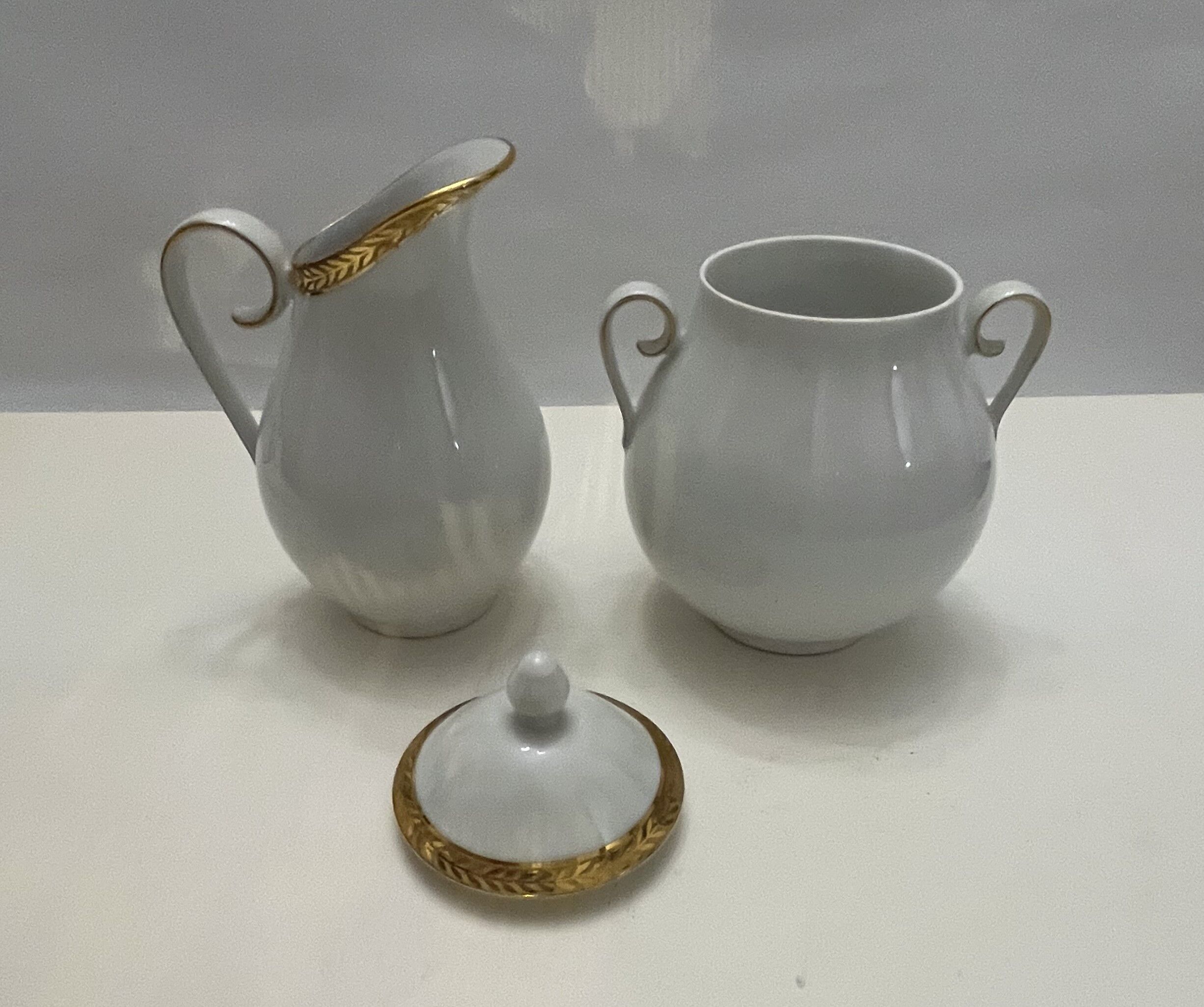 Porcelain sweetener and milk jug