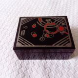 Small black lacquered box with Art Deco decor.Japan