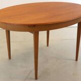 Oval vintage dining table extendable 'Atterton'