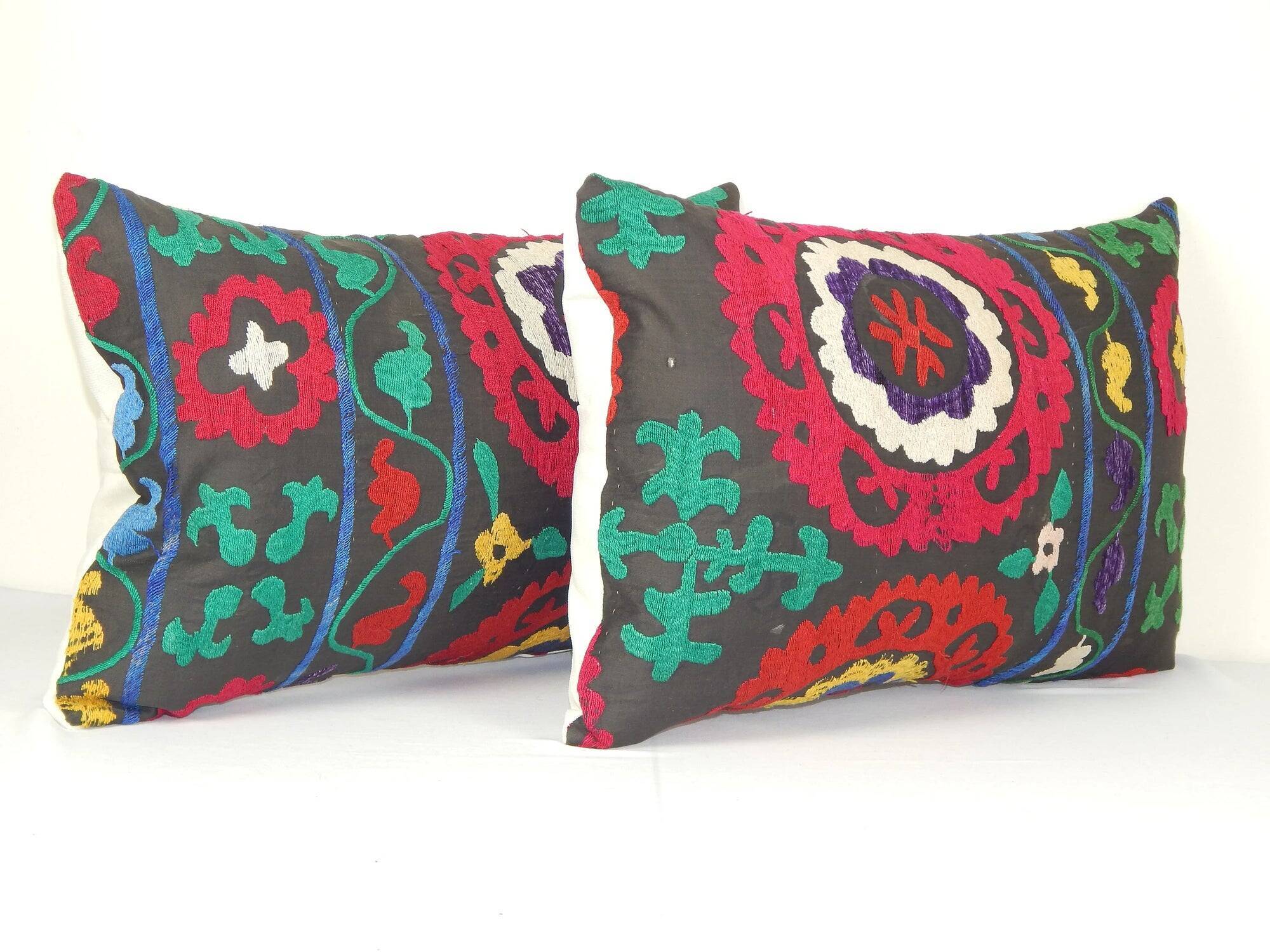 Set of 2 vintage embroidered cushion covers 41x61 cm