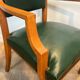 Paire de fauteuils Art déco en chêne et cuir de De Coene Frères