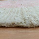 Handmade wool rug size 150 x 250 cm
