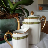 Cafetière et pot à lait vert et or style Empire