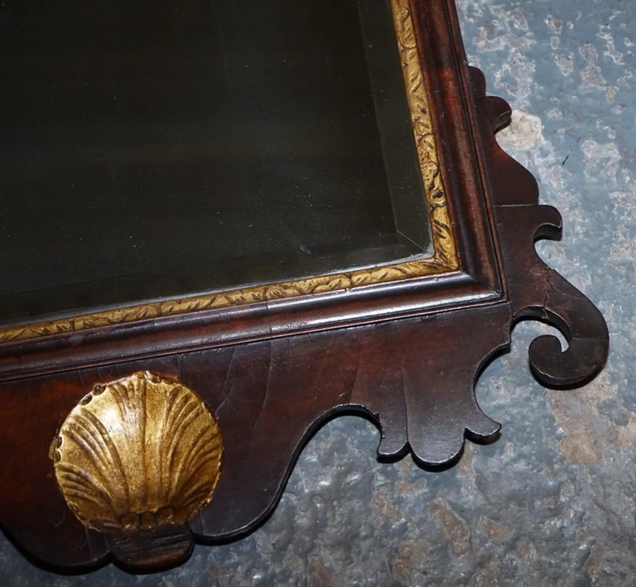 Antique Chippendale Wall Mirror in Gilded Wood with Phoenix, 1760s