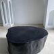 Table basse noire en bois massif