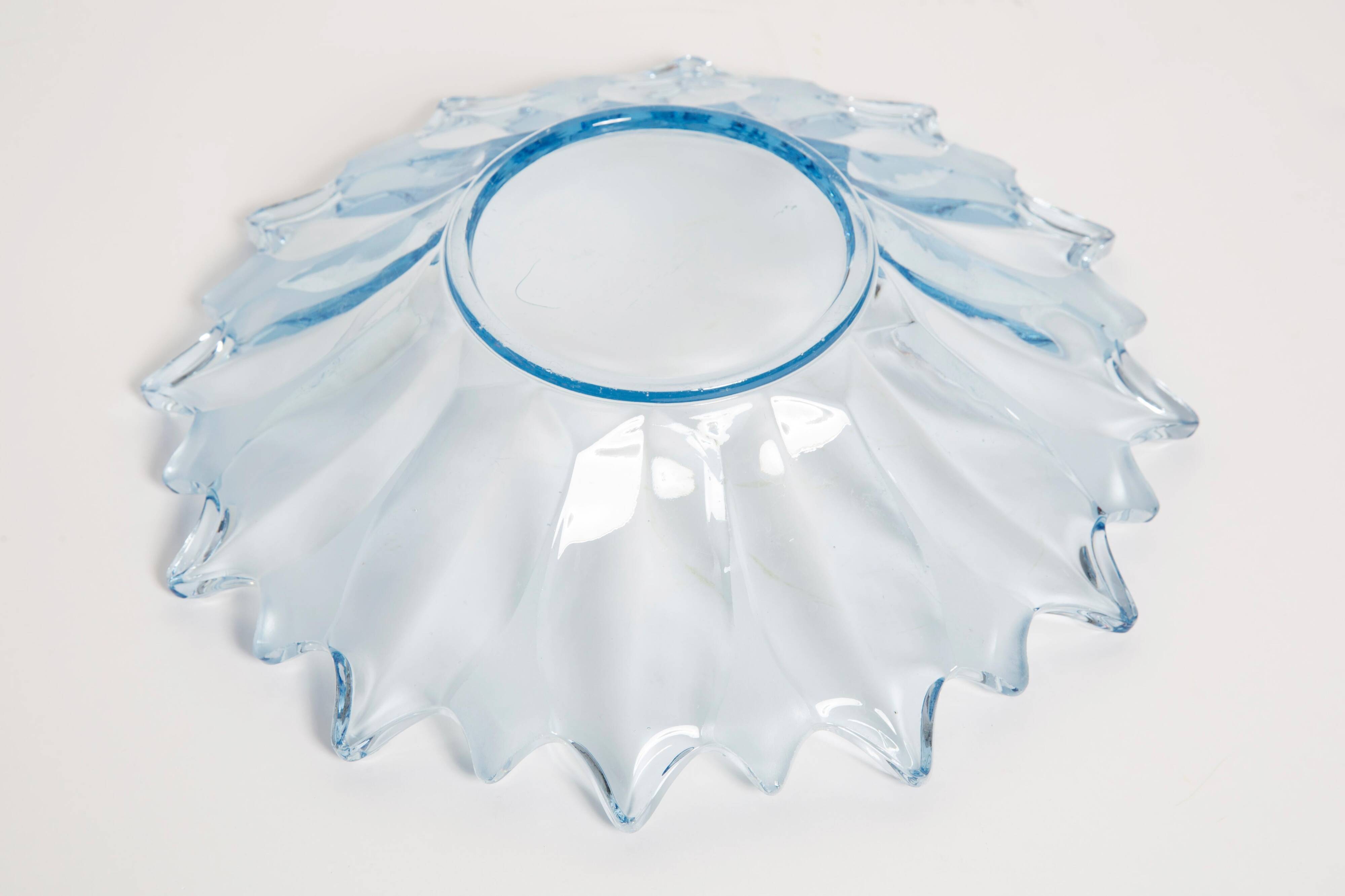 Assiette décorative vintage en verre bleu clair, Italie, années 1960