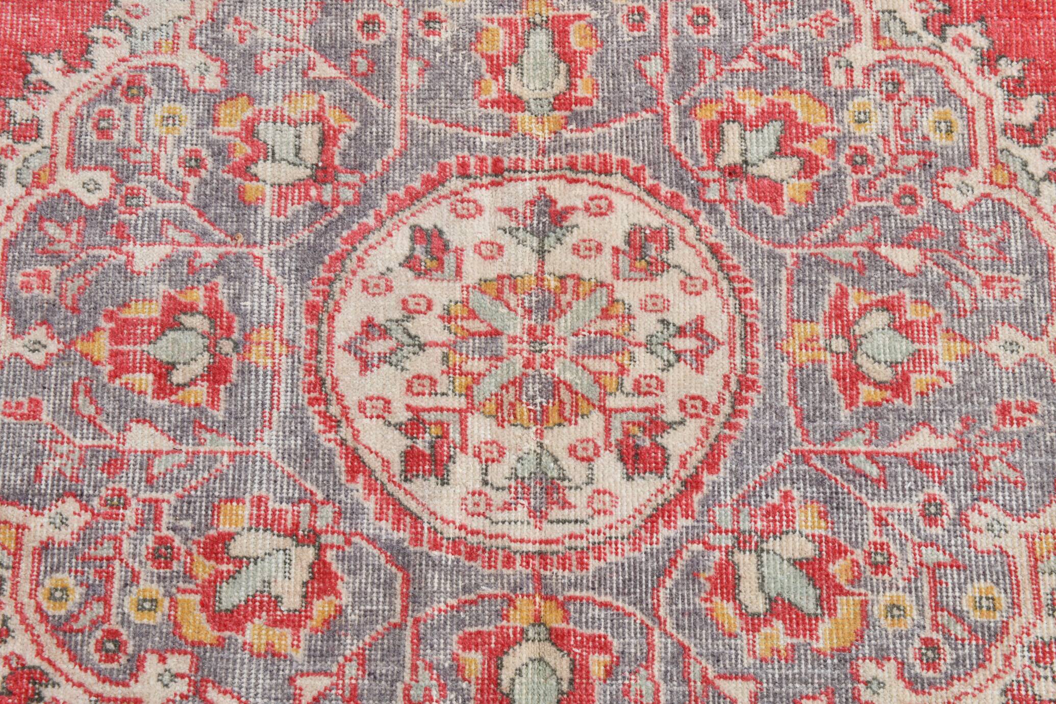 Red & Cream Classic Turkish Vintage Rug, 205x310Cm