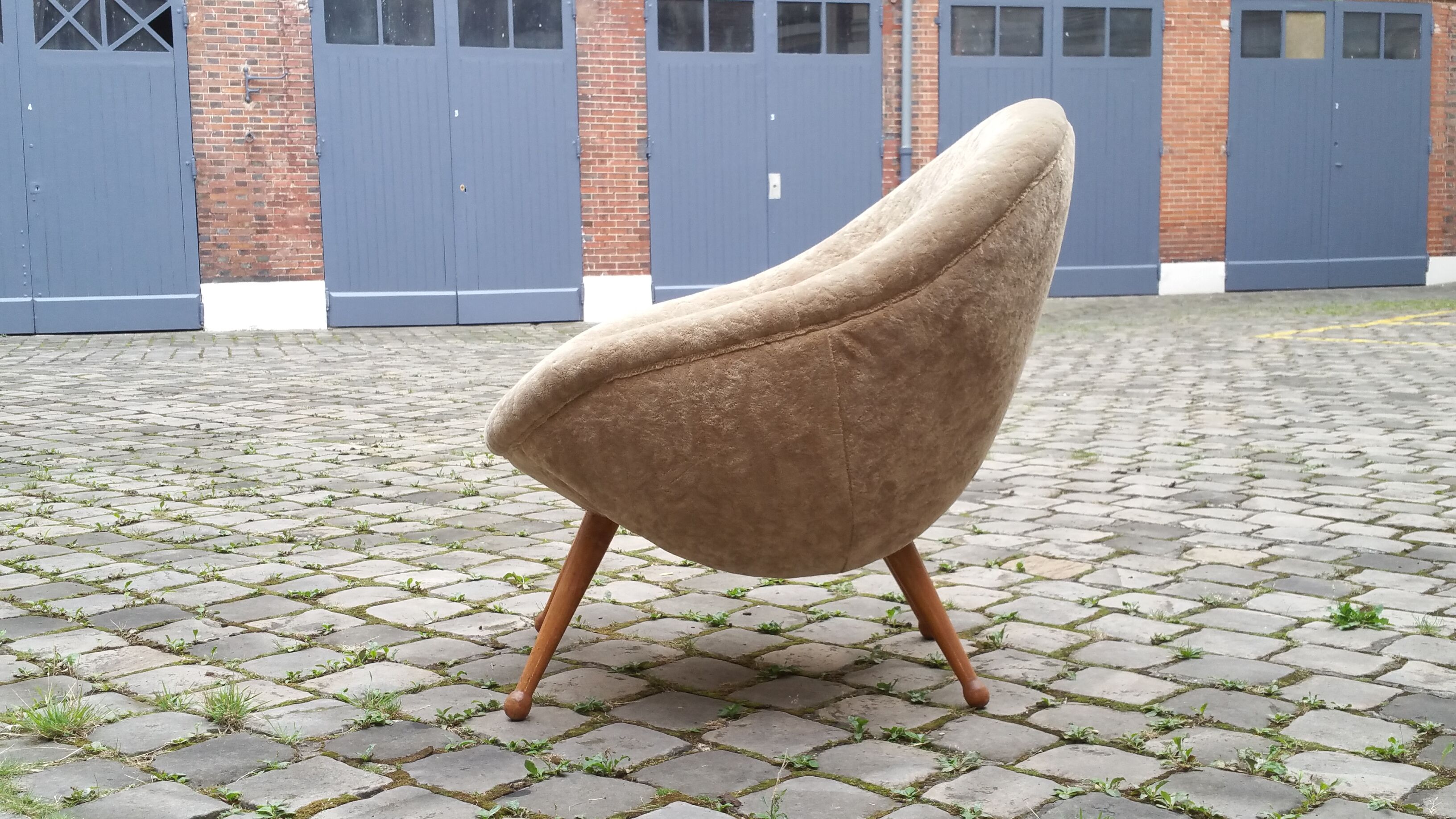 Year 50 egg egg Chair