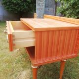 Coiffeuse années 70