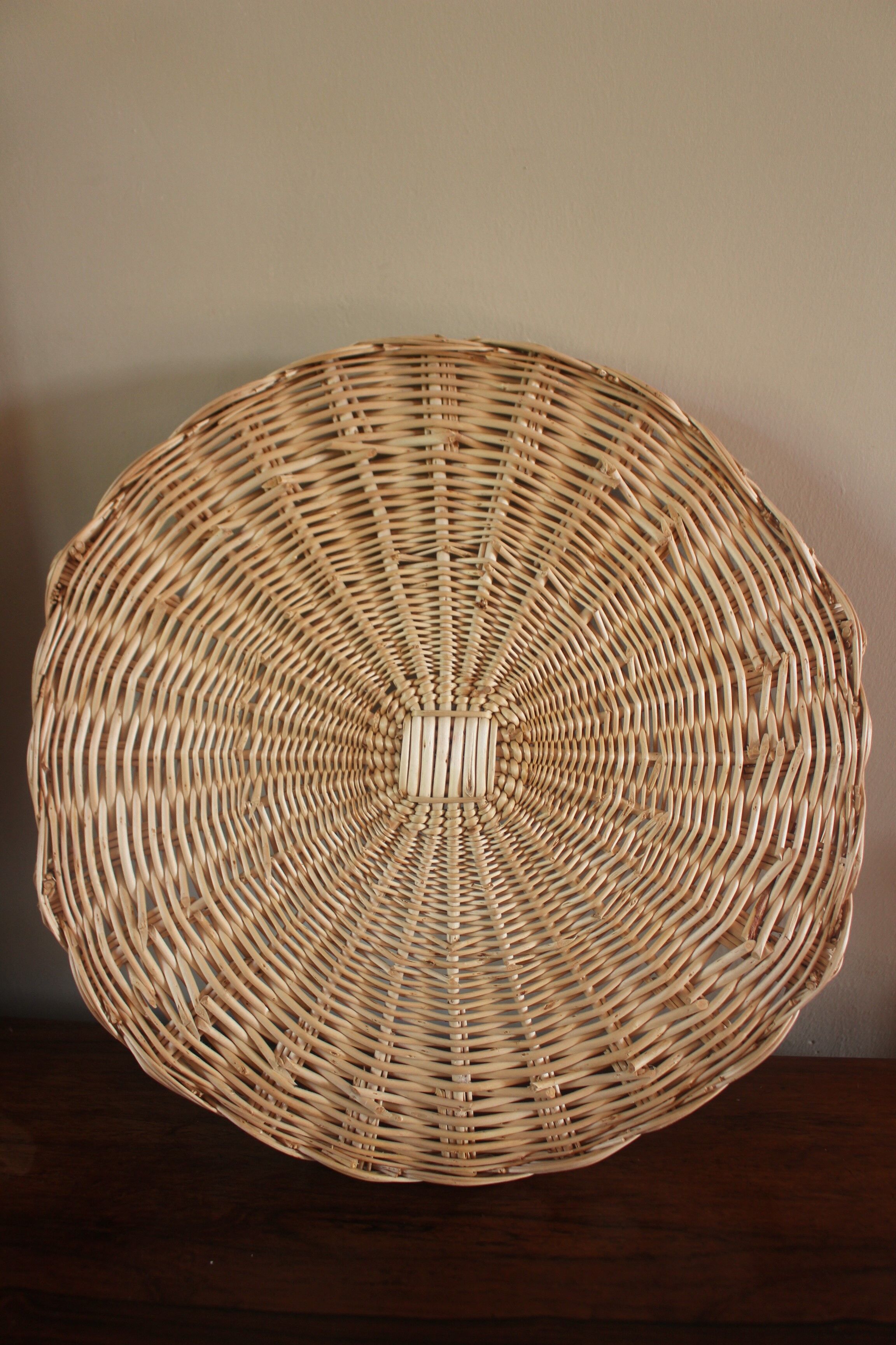 Two vintage handles wicker round tray