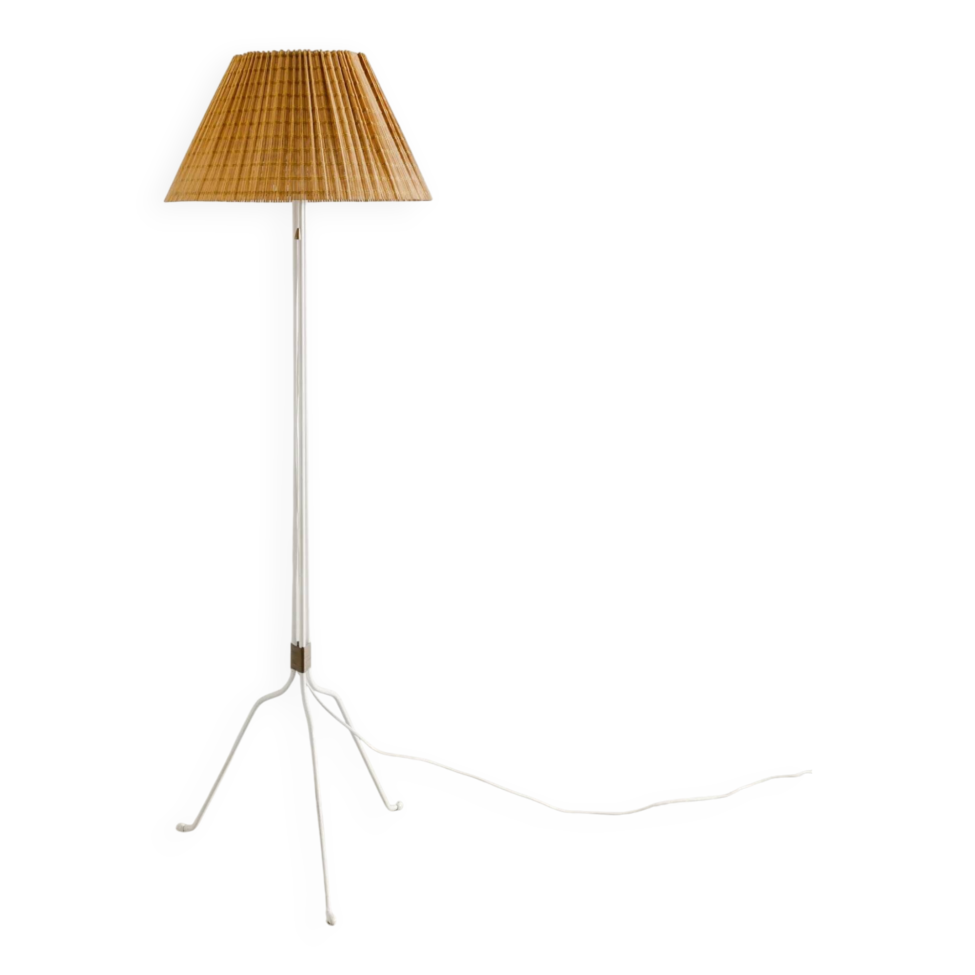 Finnish Mid Century Metal Floor Lamp in Rattan by Lisa Johansson-Papé, 1940