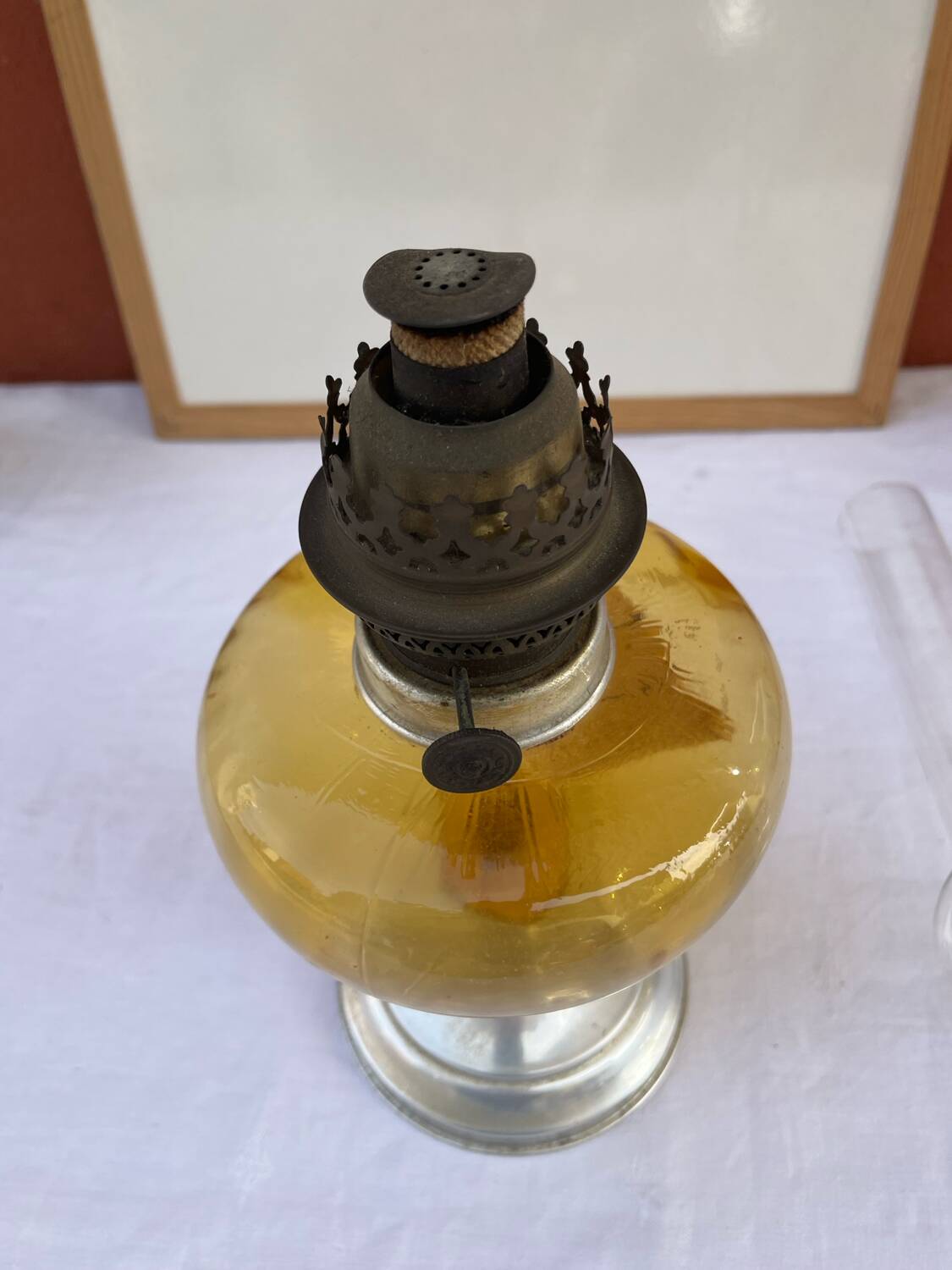 Oil lamp