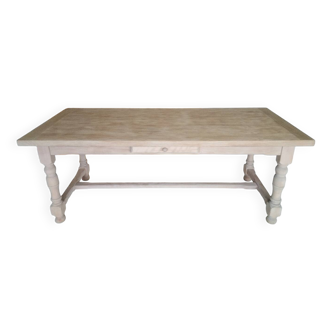 Renovated extendable oak table