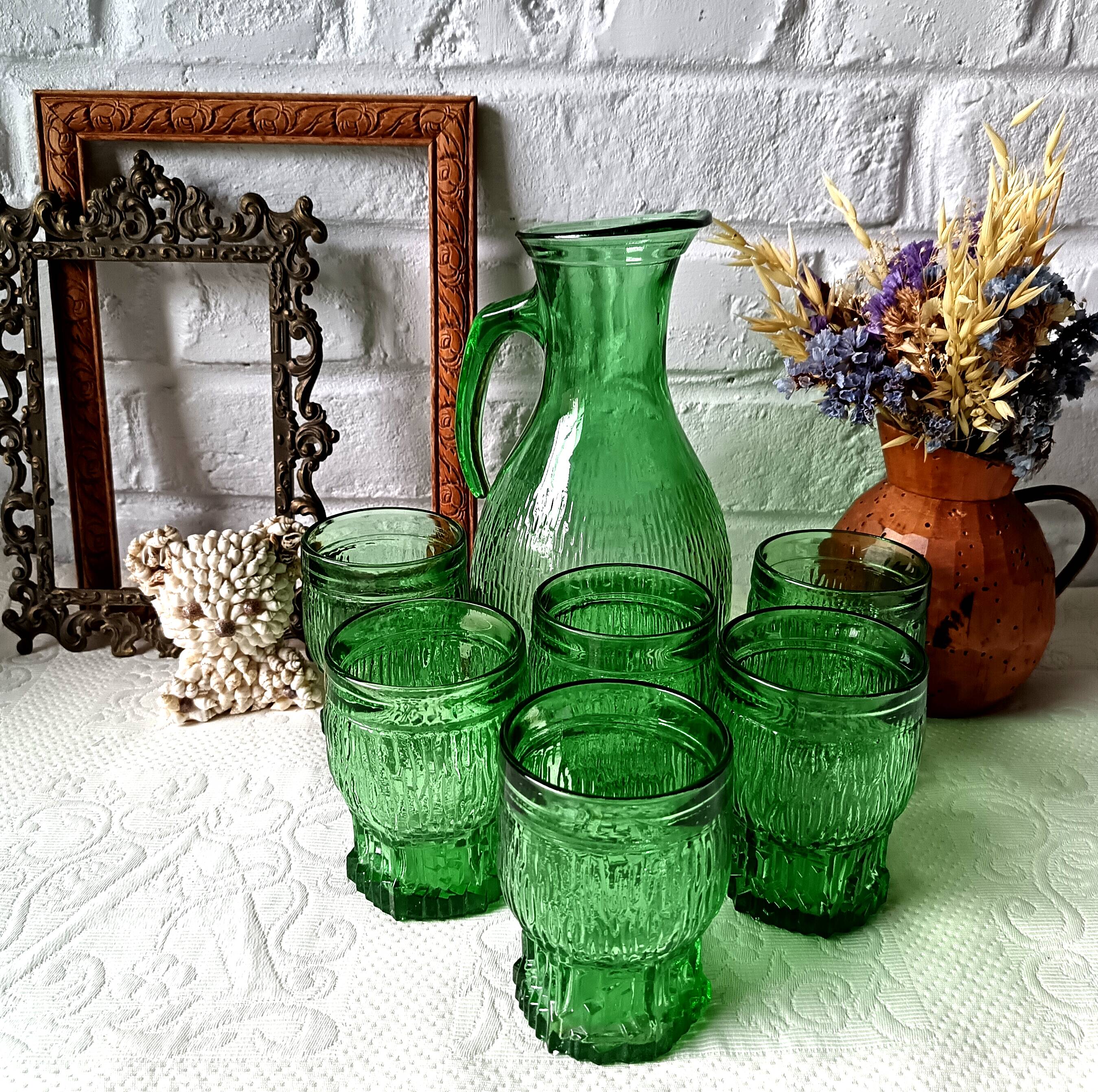 Vintage Bormioli green lemonade service from the 1970s, jug and glasses from Italy.